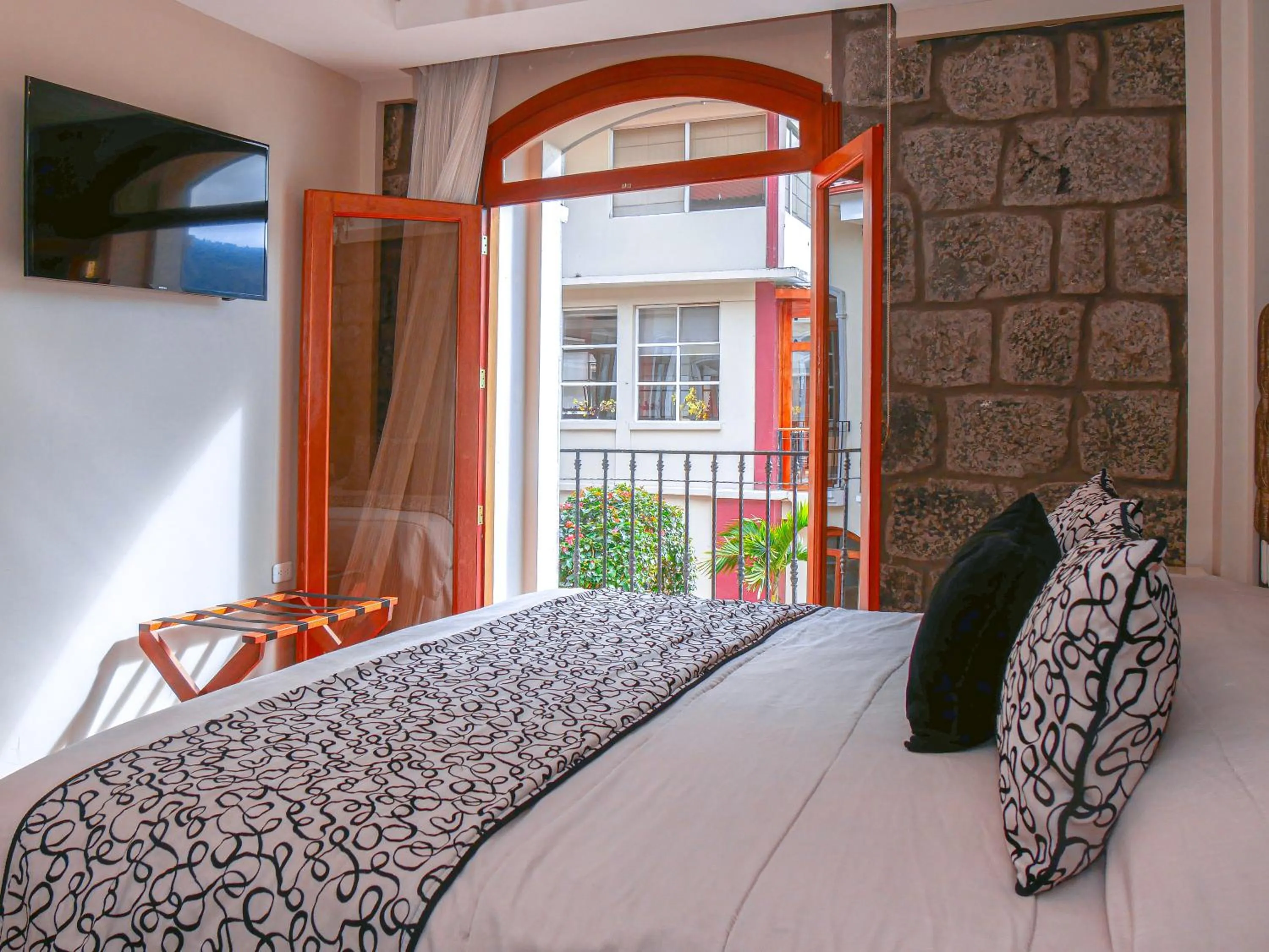 Photo of the whole room, Bed in Sangay Spa Hotel