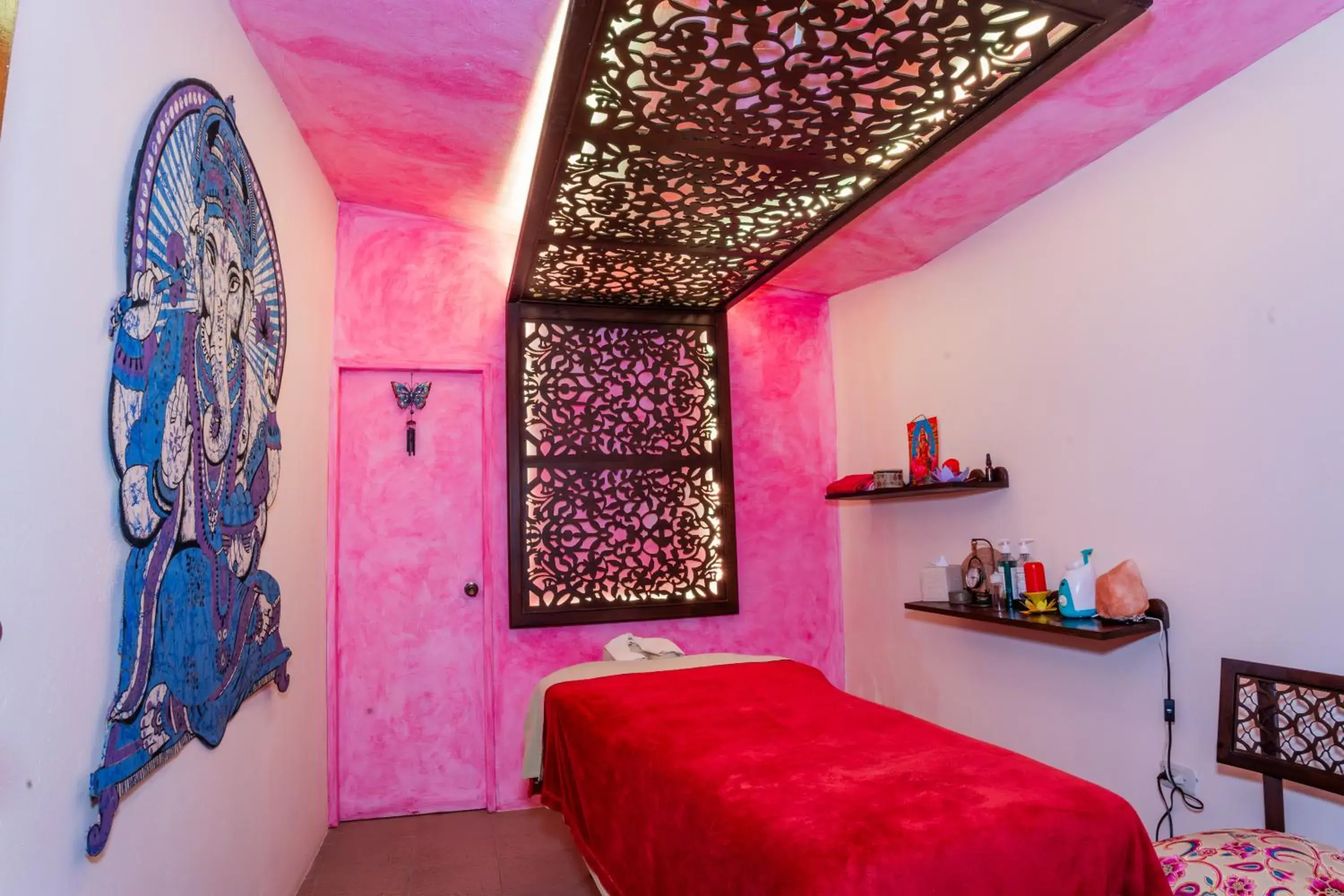 Spa and wellness centre/facilities, Bed in Sangay Spa Hotel Spa and wellness centre/facilities, Bed in Sangay Spa Hotel