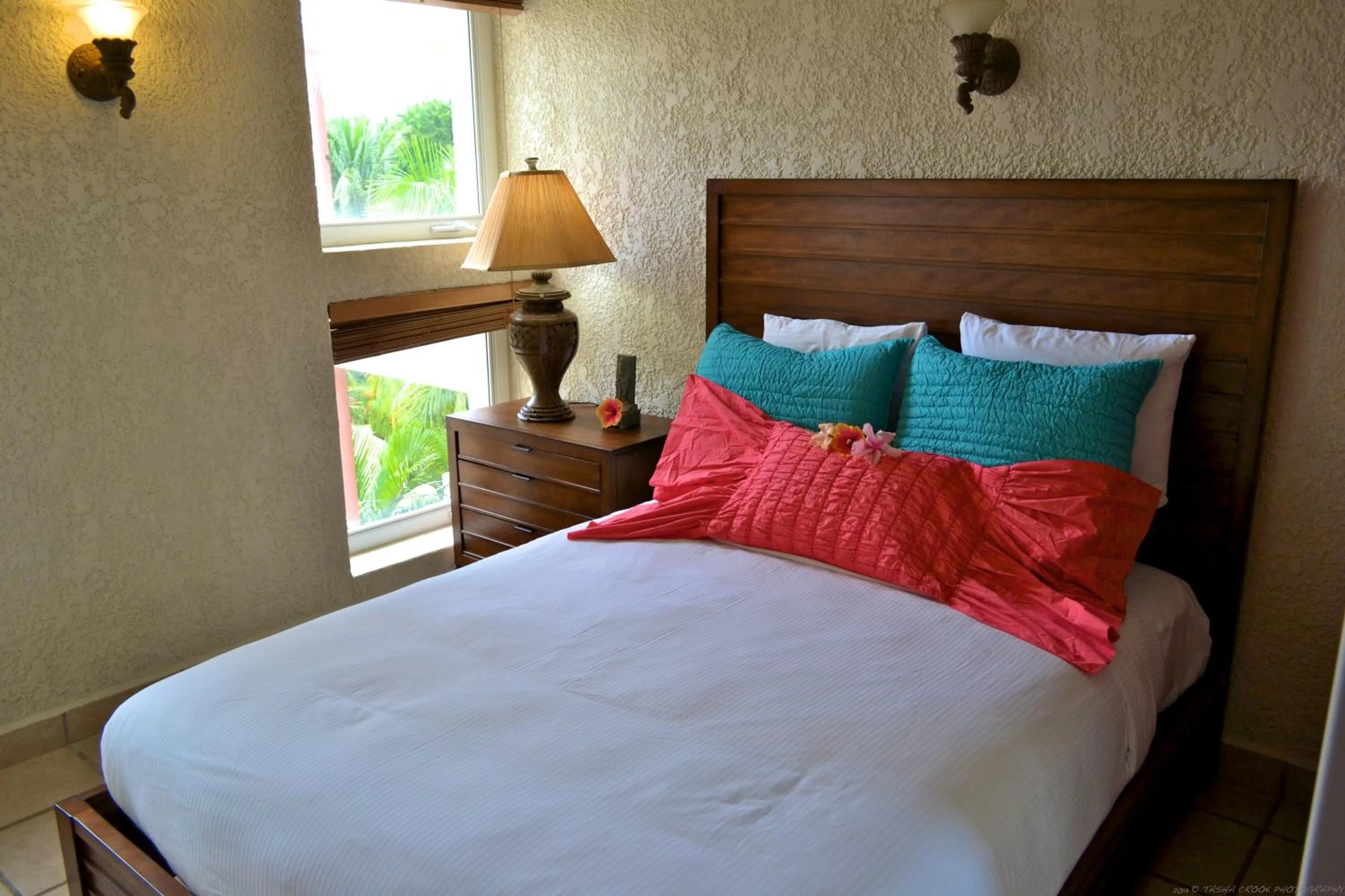 Photo of the whole room, Bed in Mayan Princess Beach & Dive Resort