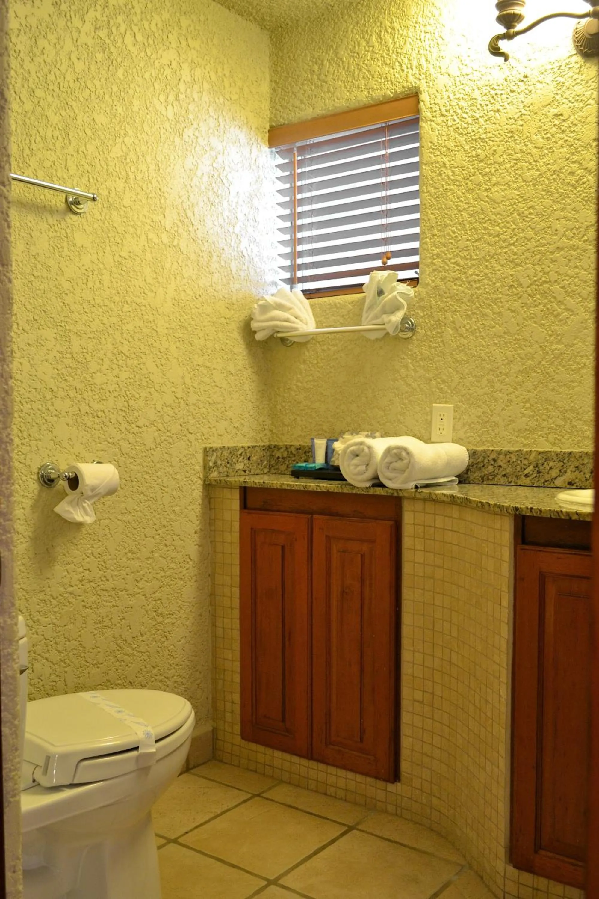 Bathroom in Mayan Princess Beach & Dive Resort