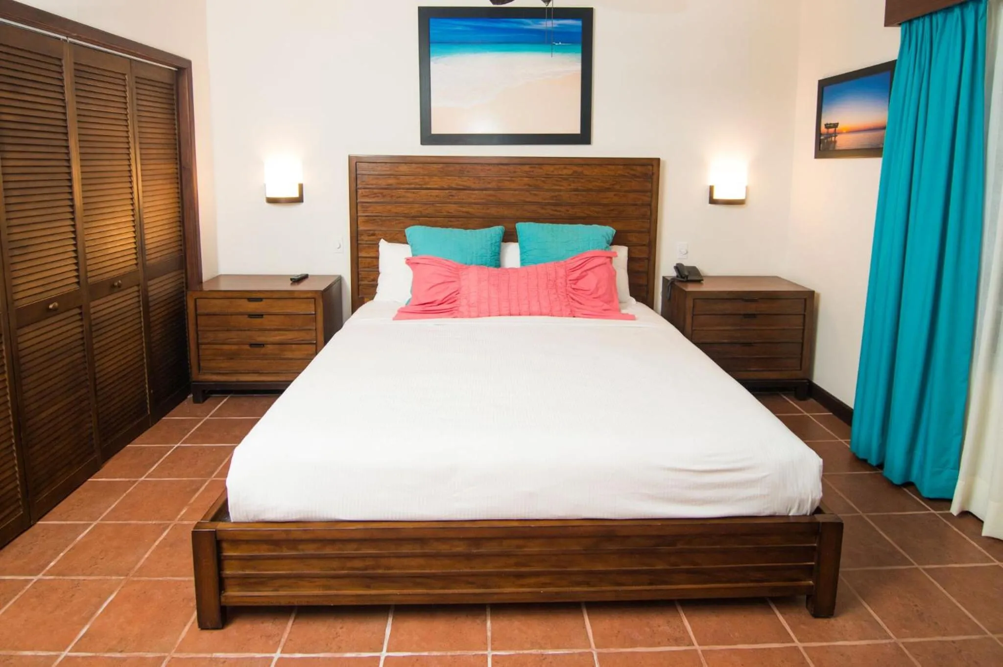 Bedroom, Bed in Mayan Princess Beach & Dive Resort