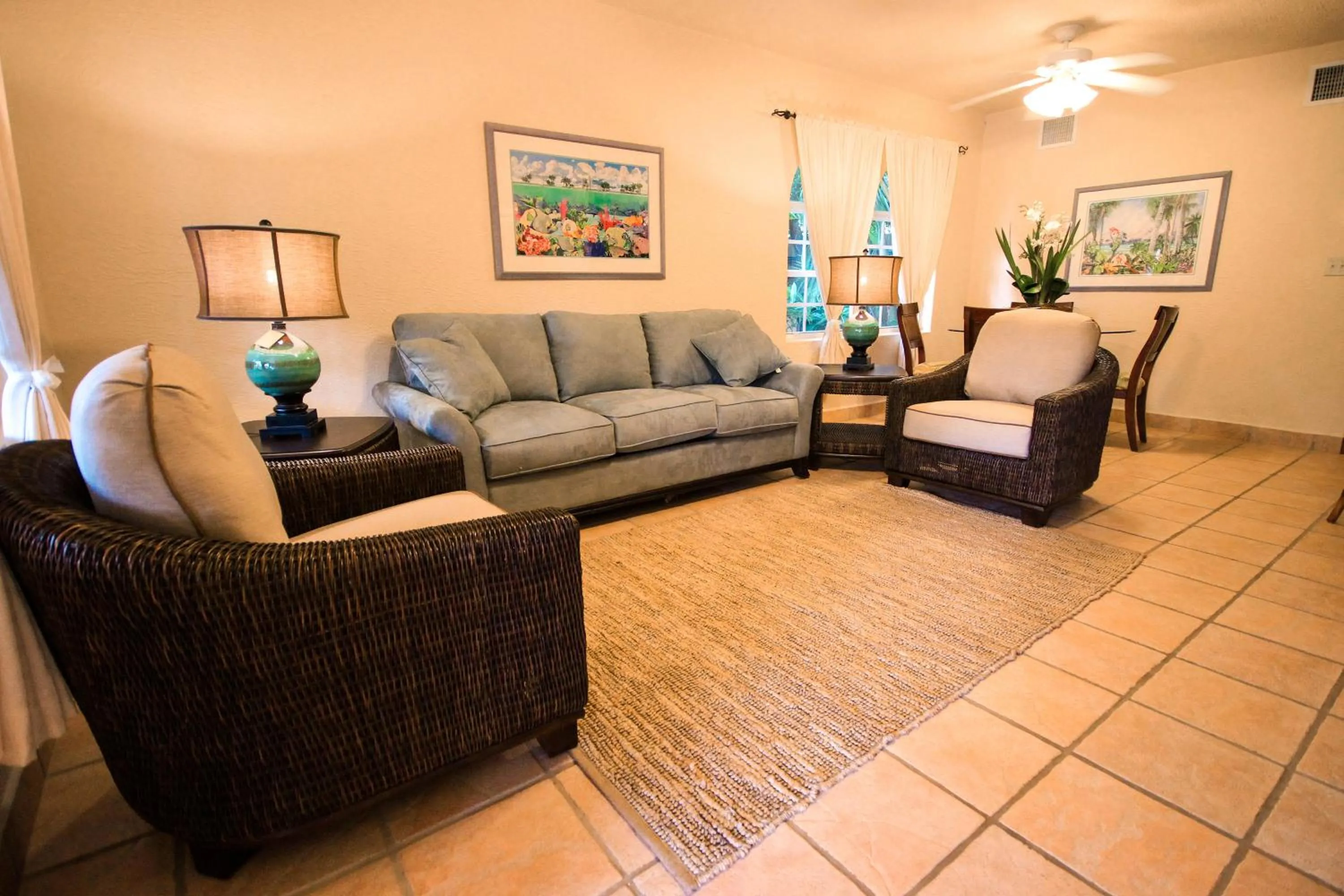 Living room in Mayan Princess Beach & Dive Resort