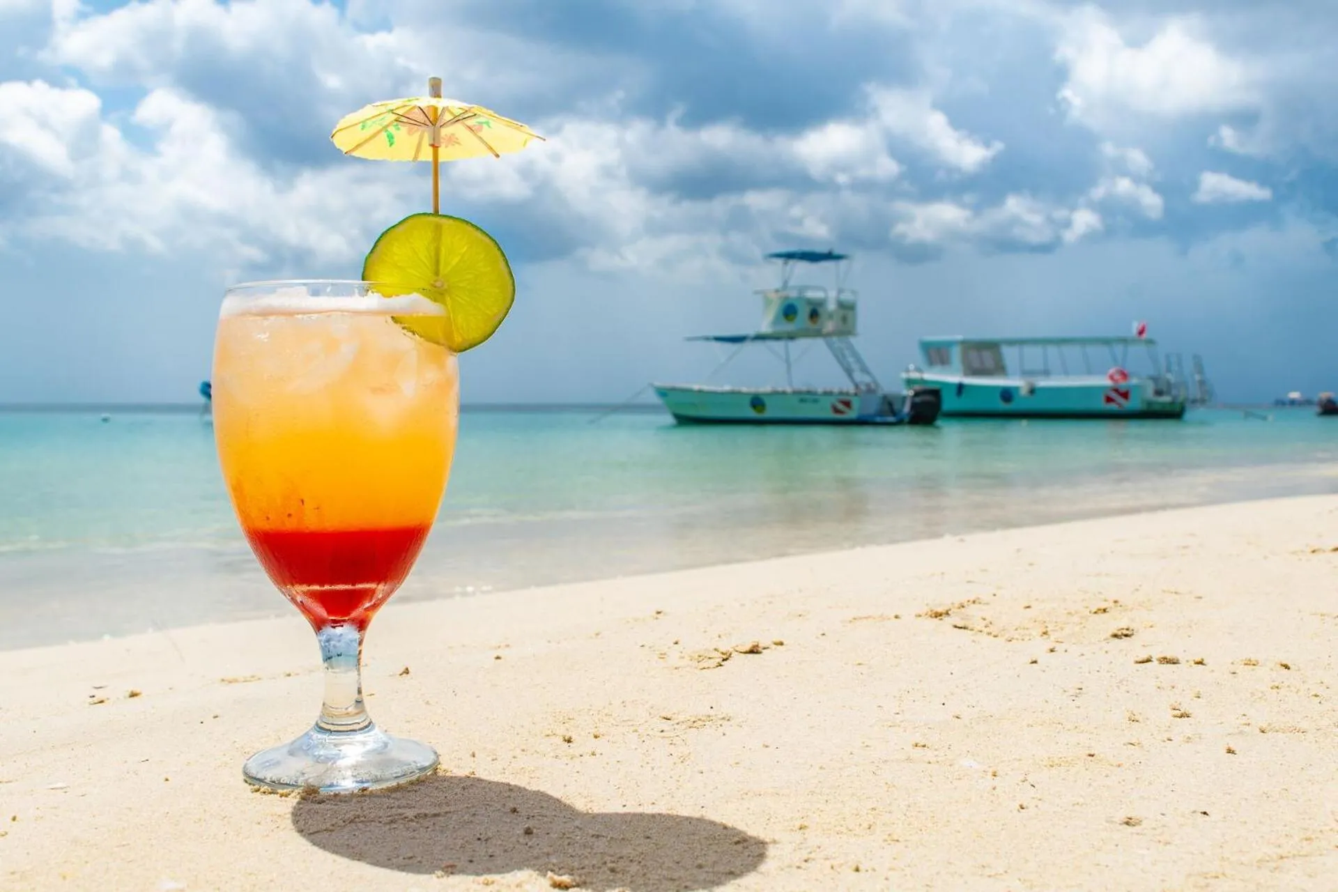 Alcoholic drinks in Mayan Princess Beach & Dive Resort