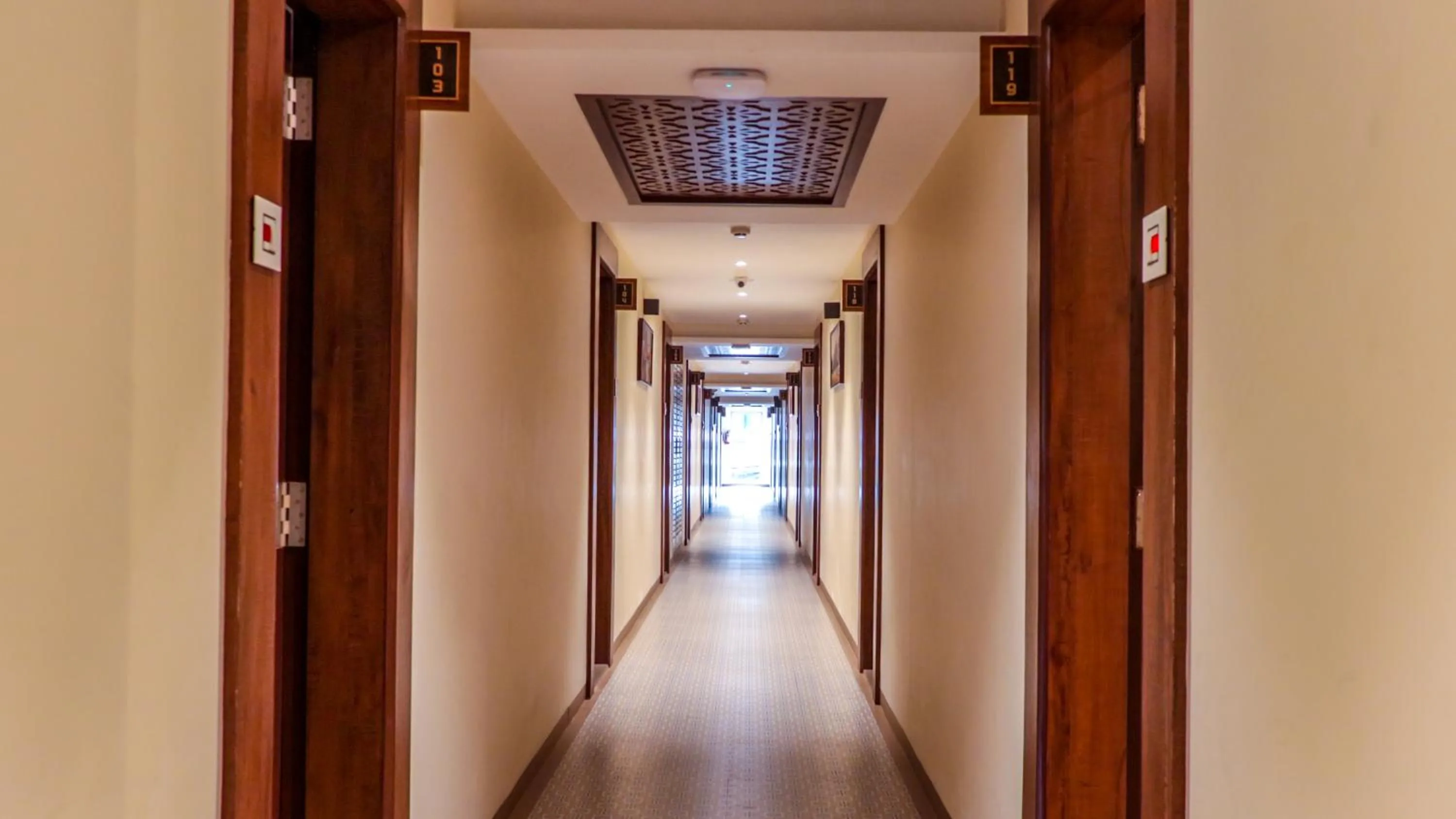 Property building in Rudra Shelter Business Hotel