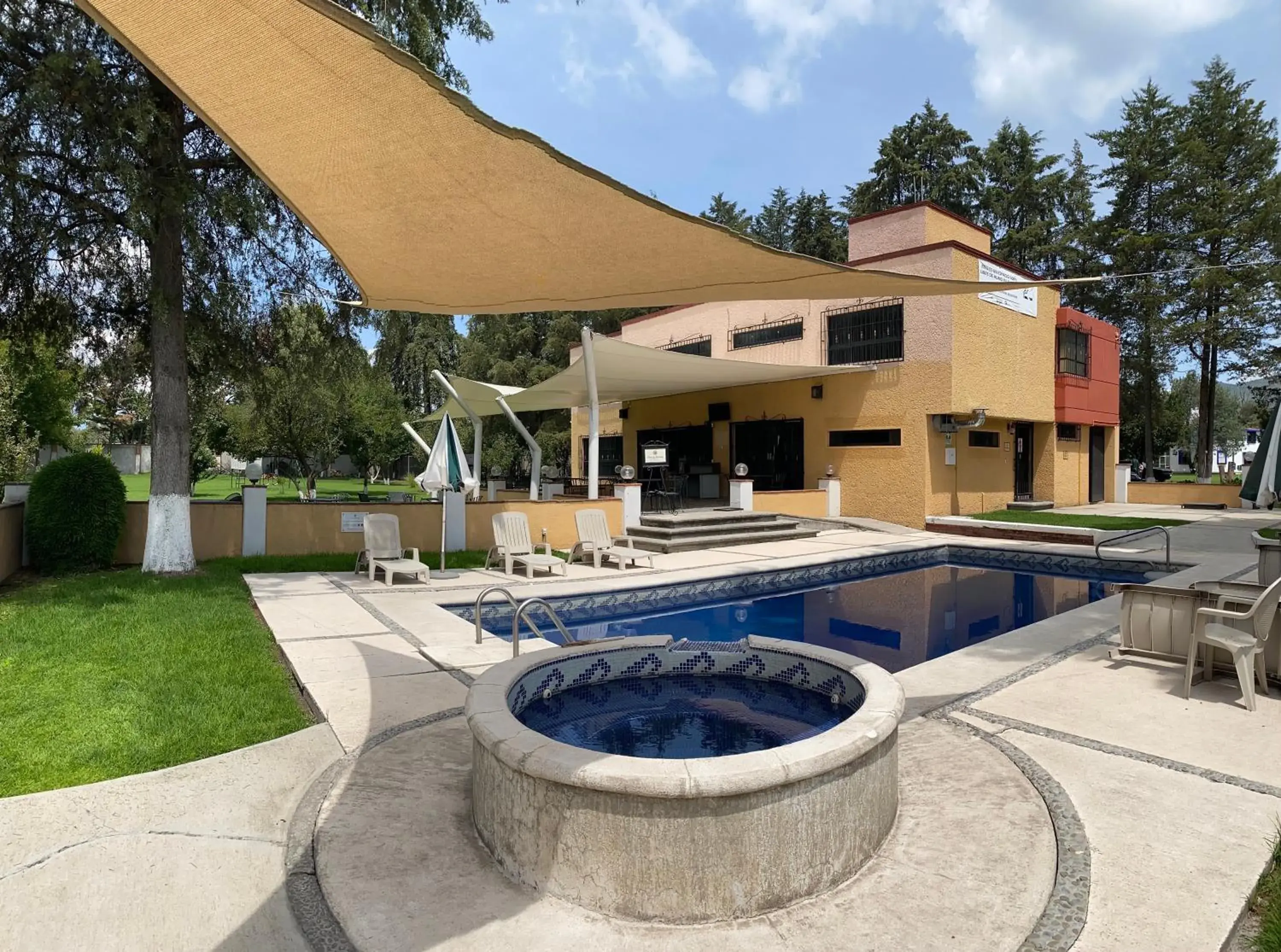 Swimming pool in Hotel Finca Las Hortensias Swimming pool in Hotel Finca Las Hortensias