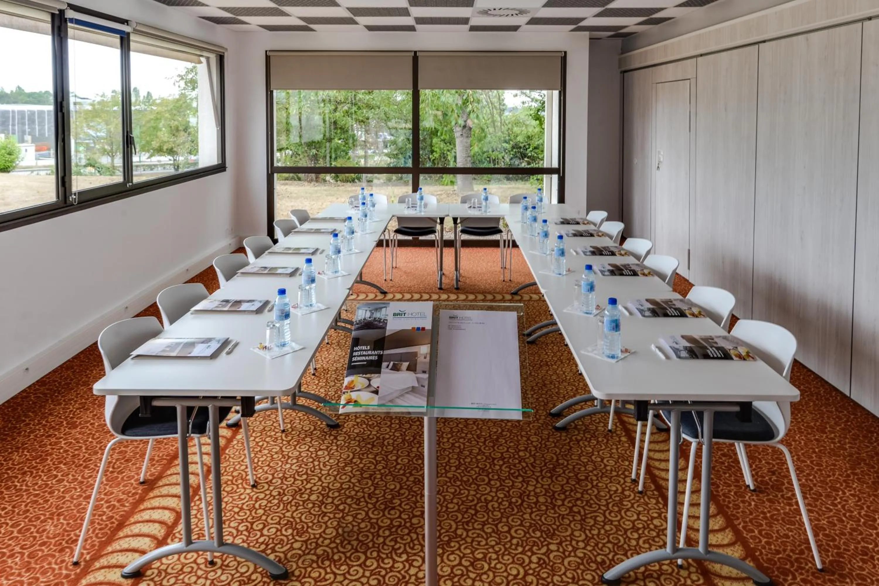 Meeting/conference room in Brit Hotel Rennes Cesson