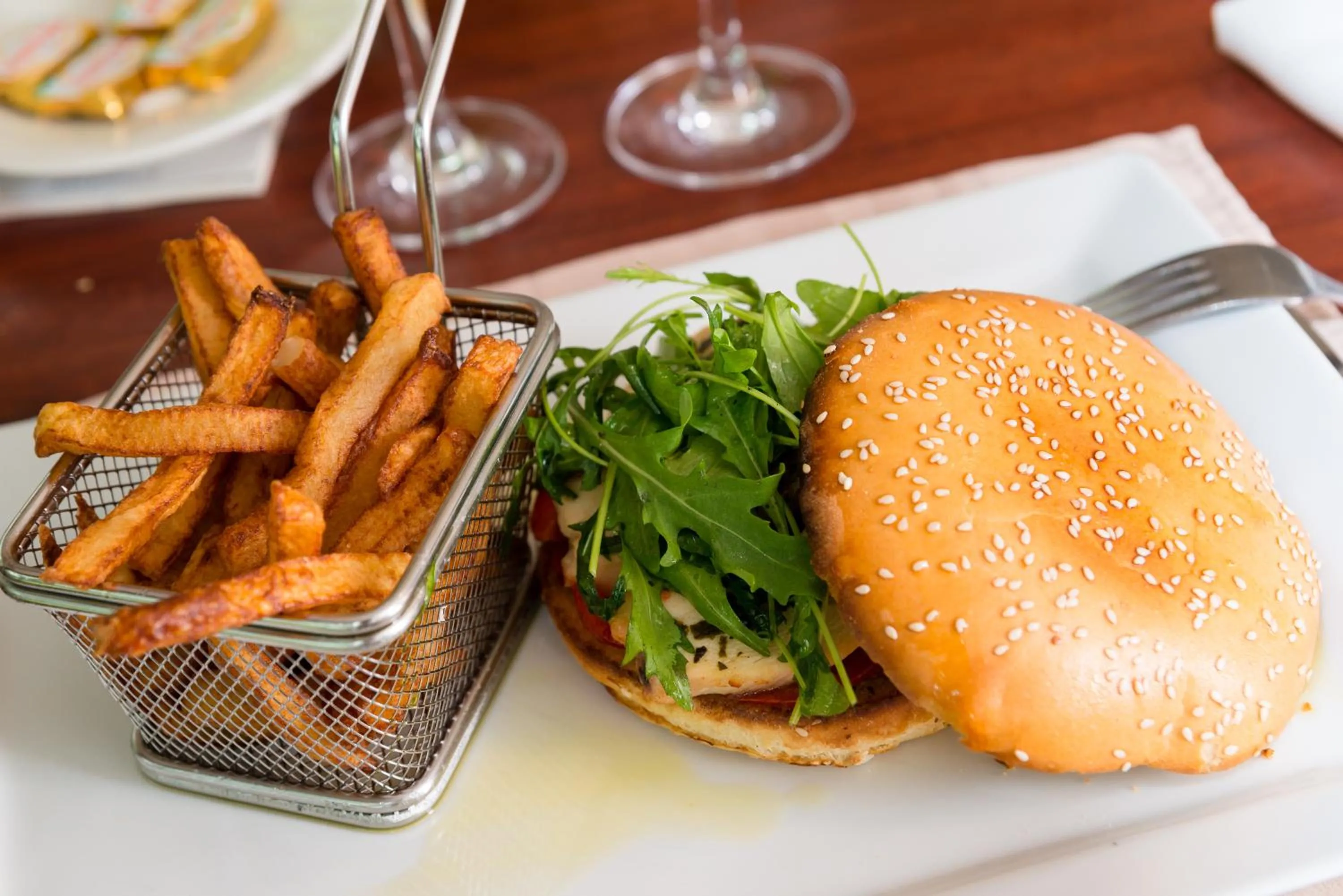 Restaurant/places to eat in Brit Hotel Rennes Cesson