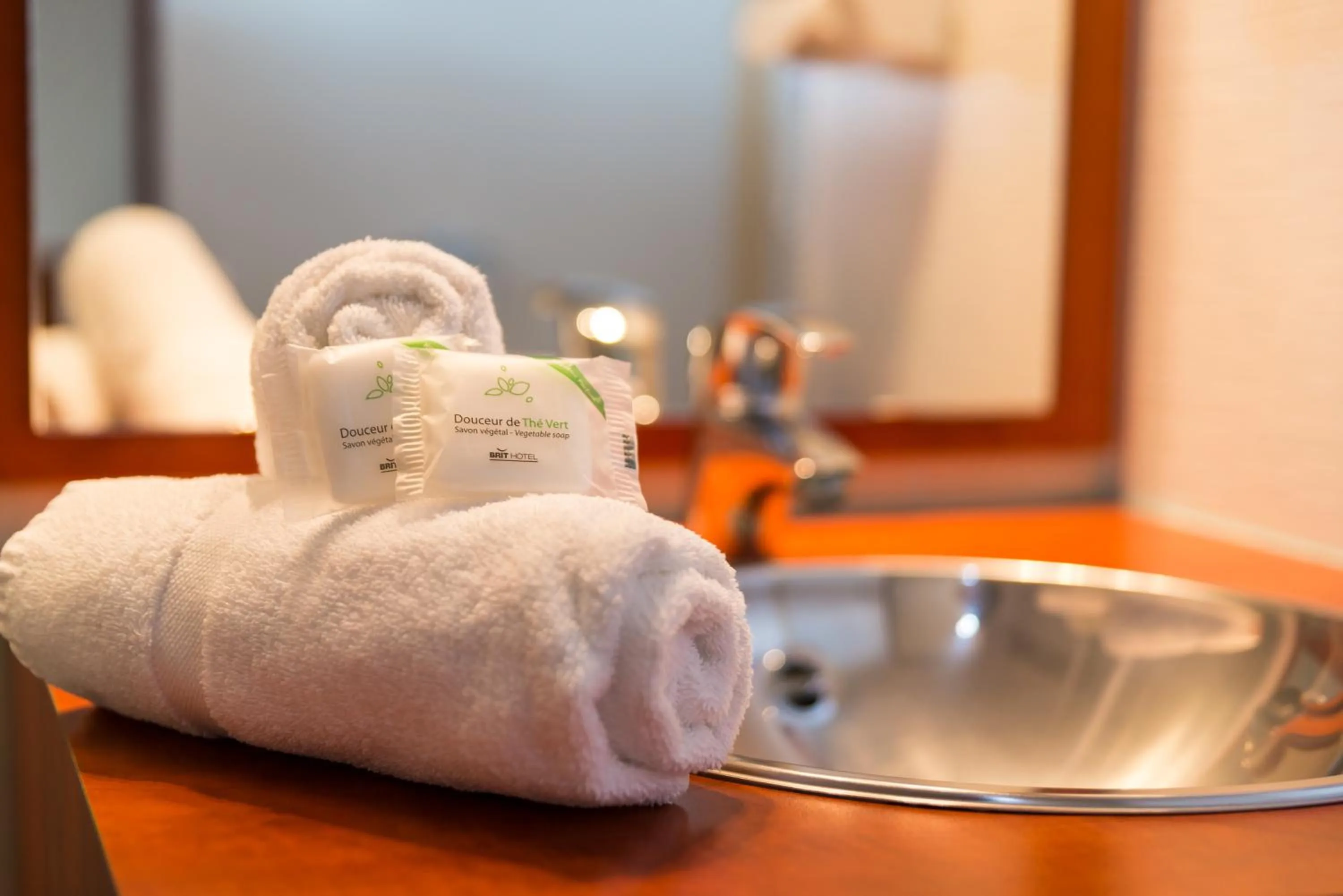 towels in Brit Hotel Rennes Cesson