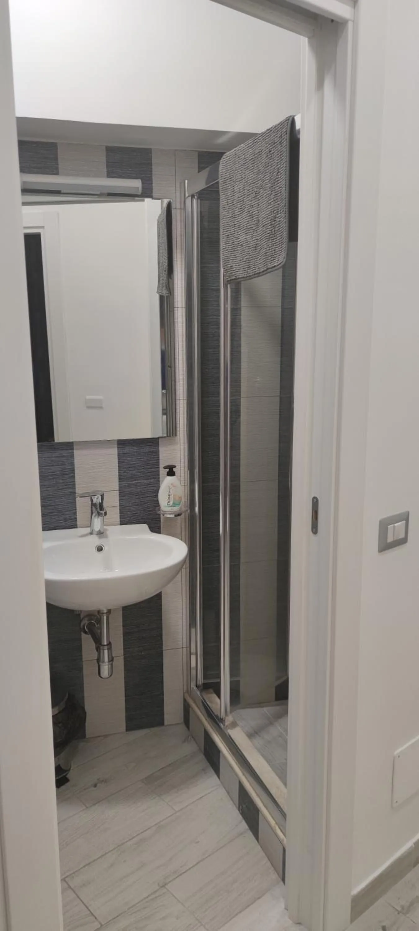 Bathroom in Guest House Via Milano