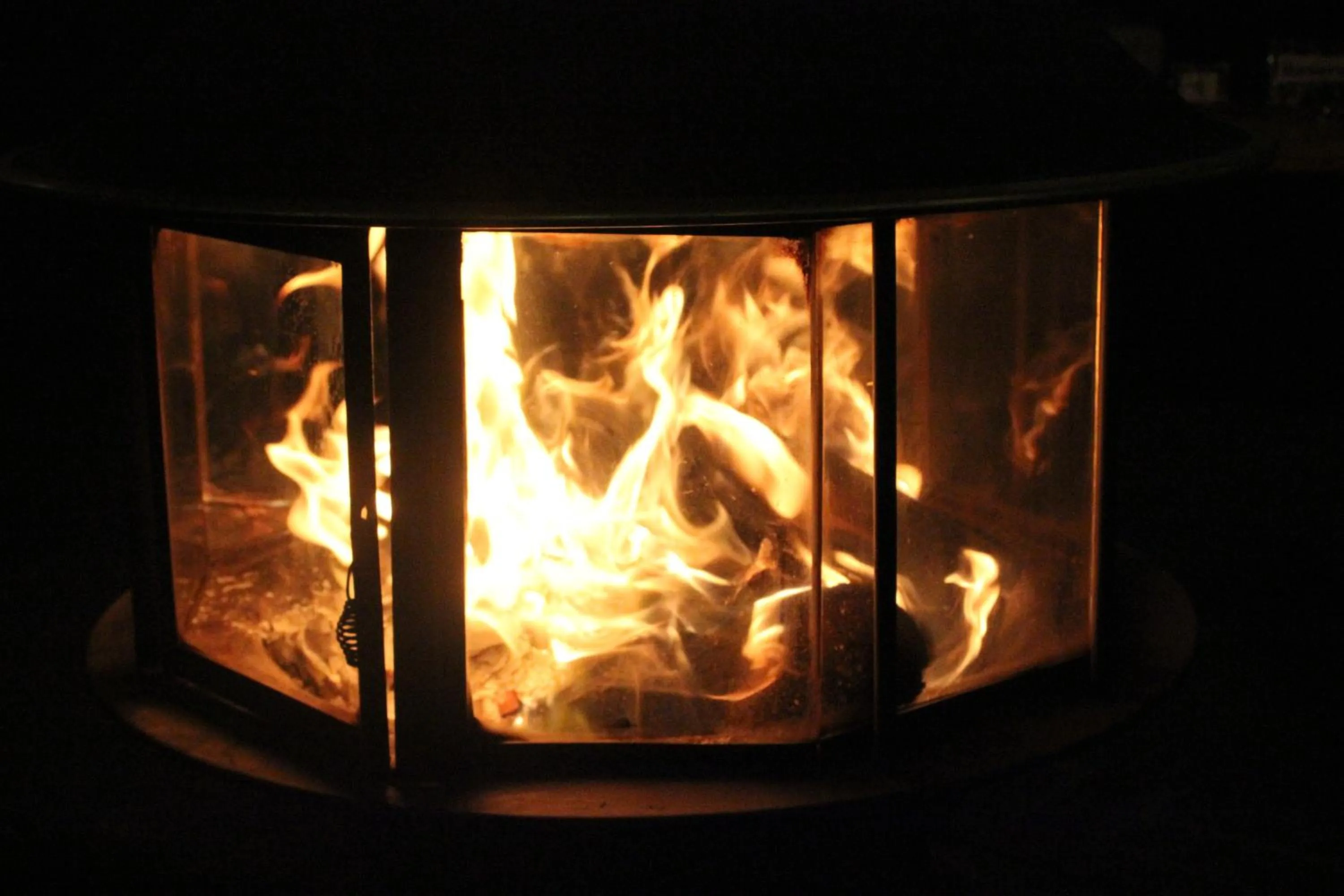 Communal lounge/ TV room in Siesta Villa