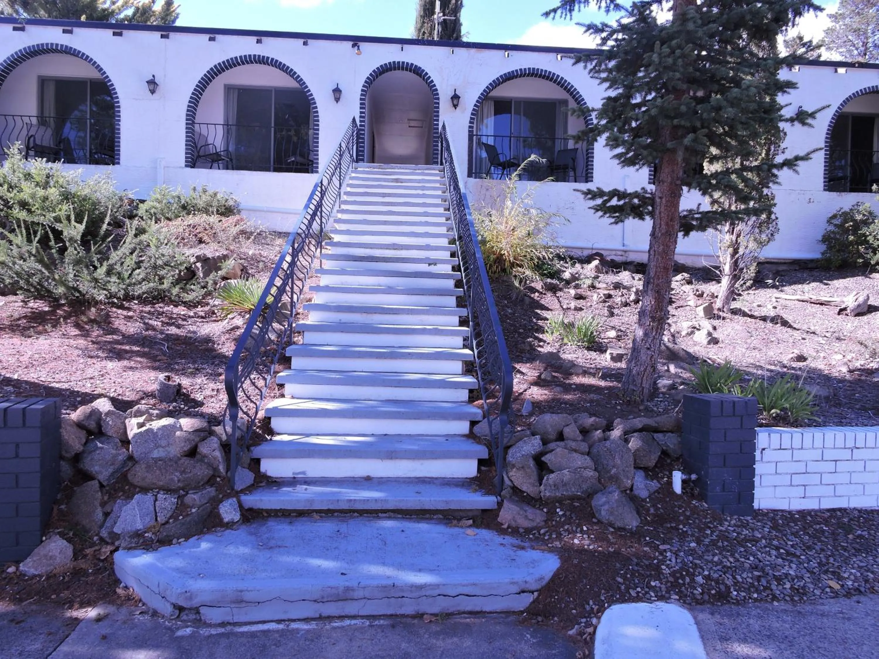 Facade/entrance in Siesta Villa