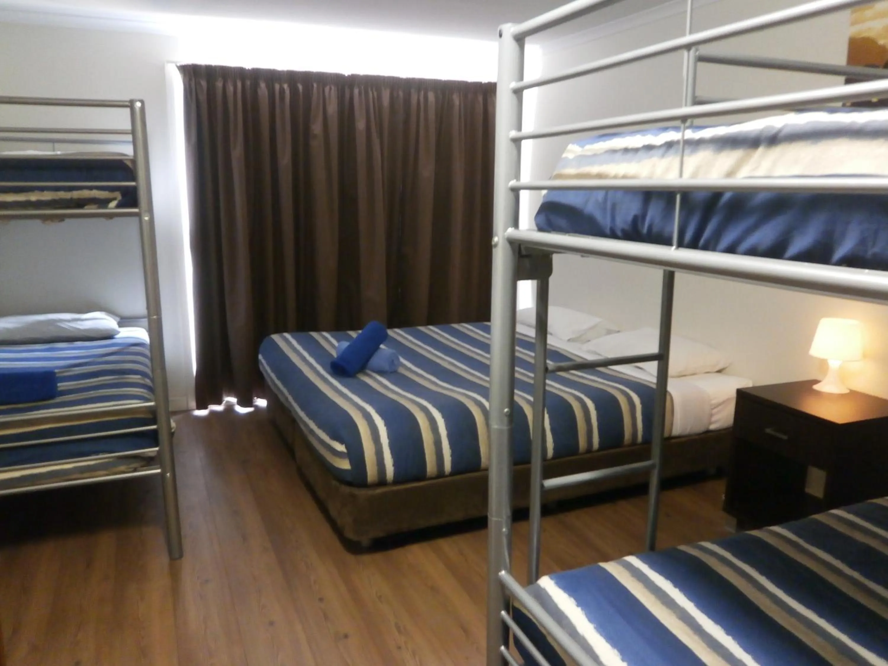 Photo of the whole room, Bed in Siesta Villa