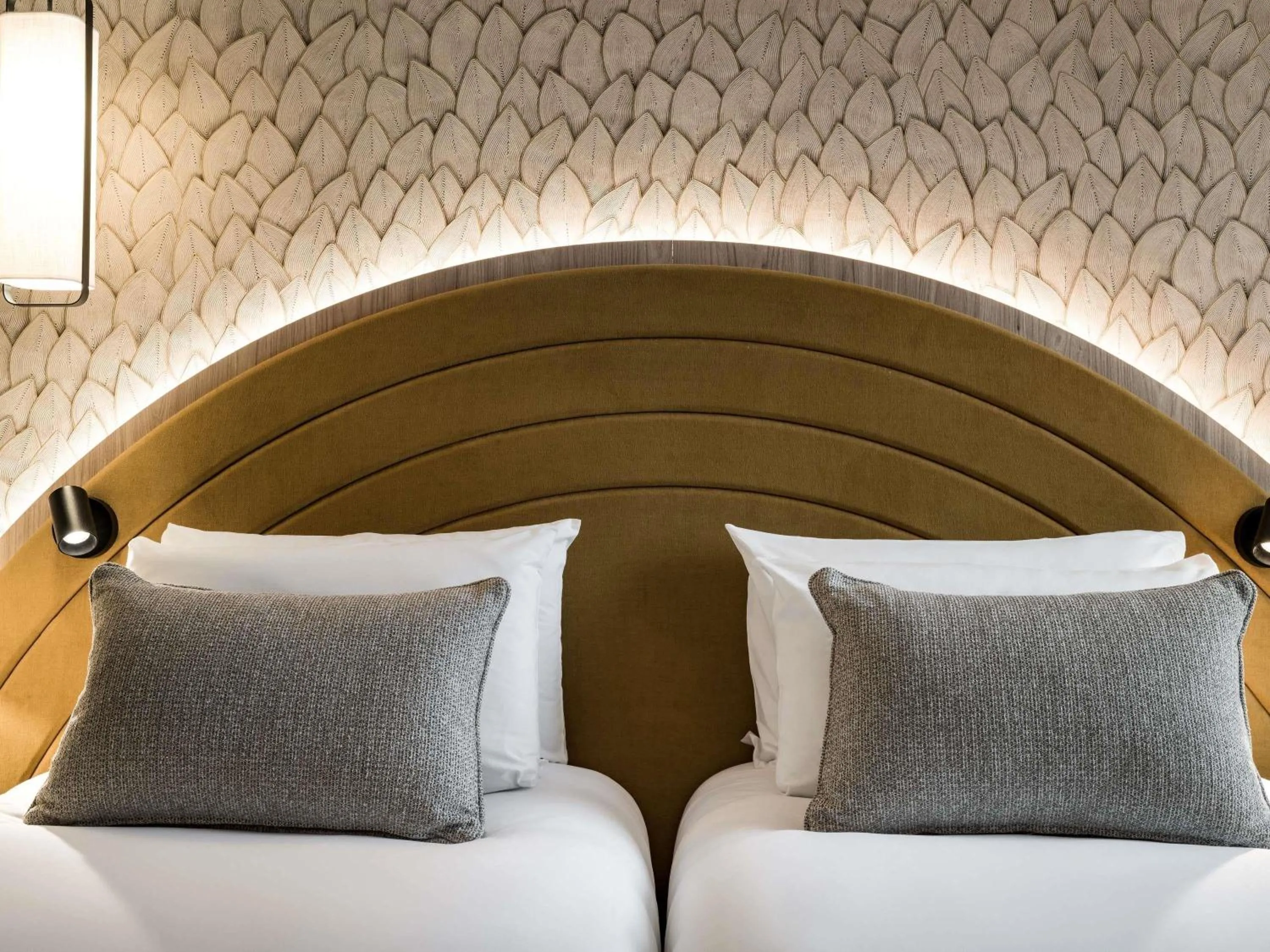 Bedroom, Bed in Mercure Chartres Est