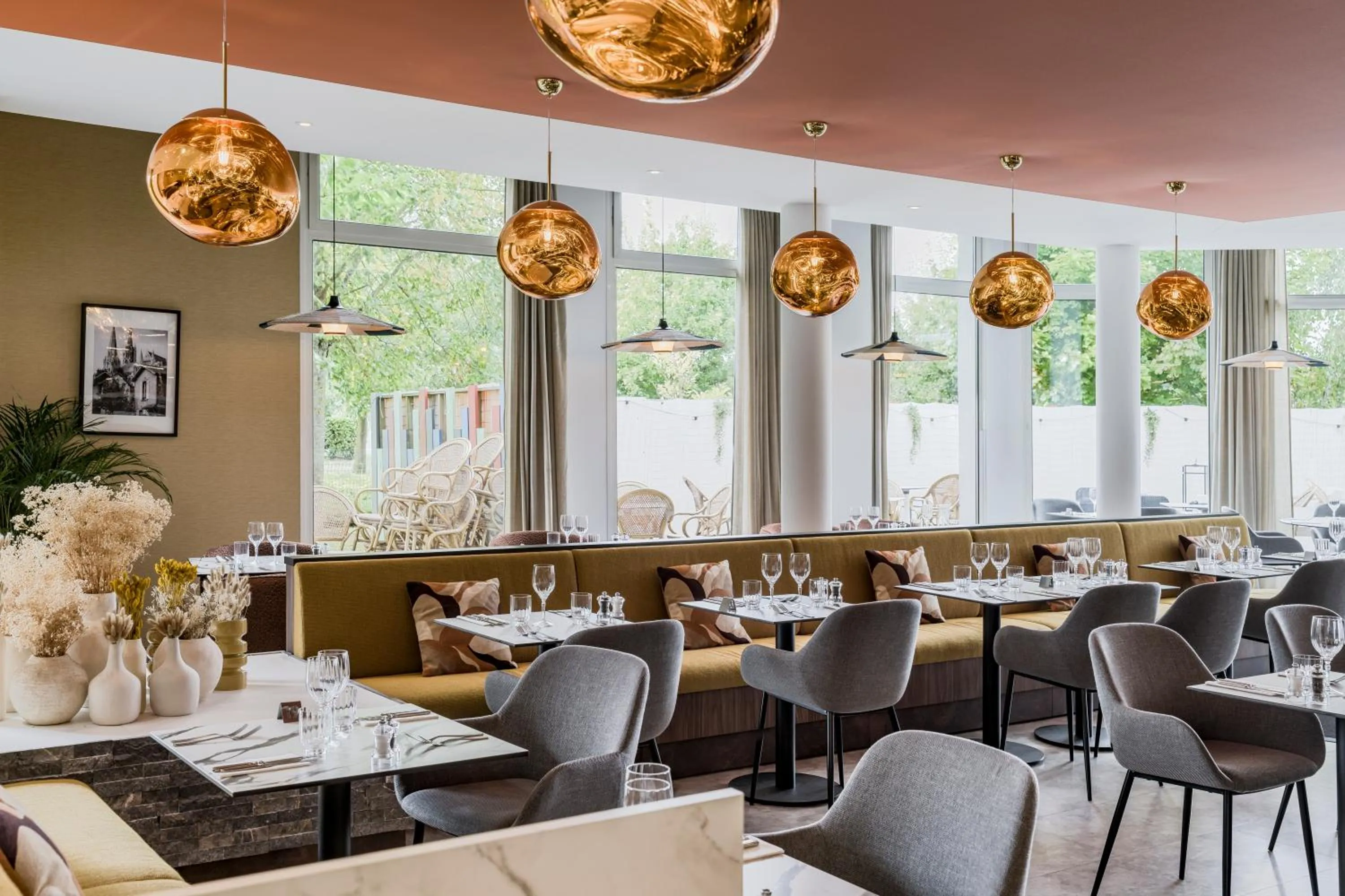 Restaurant/places to eat in Mercure Chartres Est