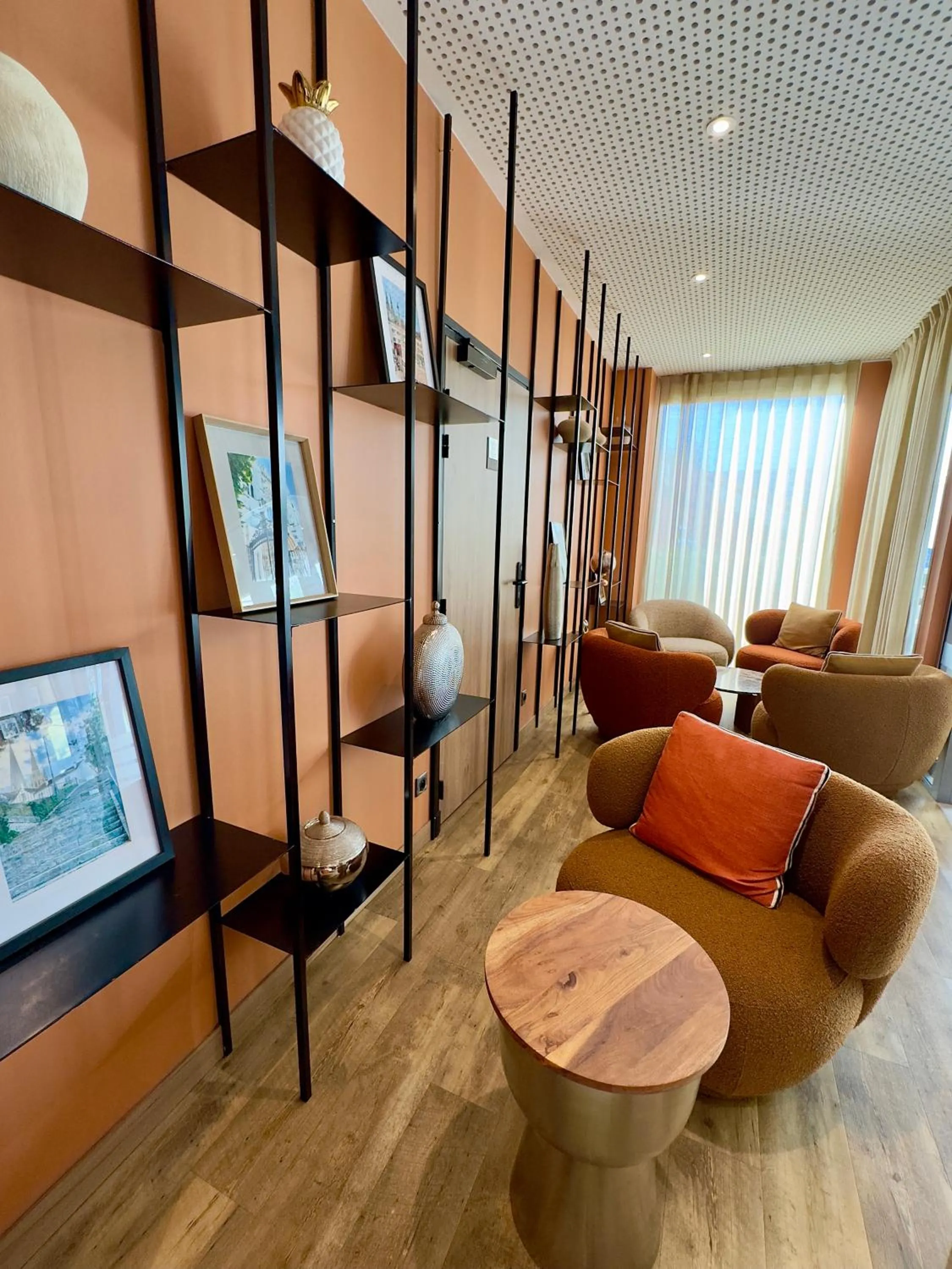 Restaurant/places to eat in Mercure Chartres Est