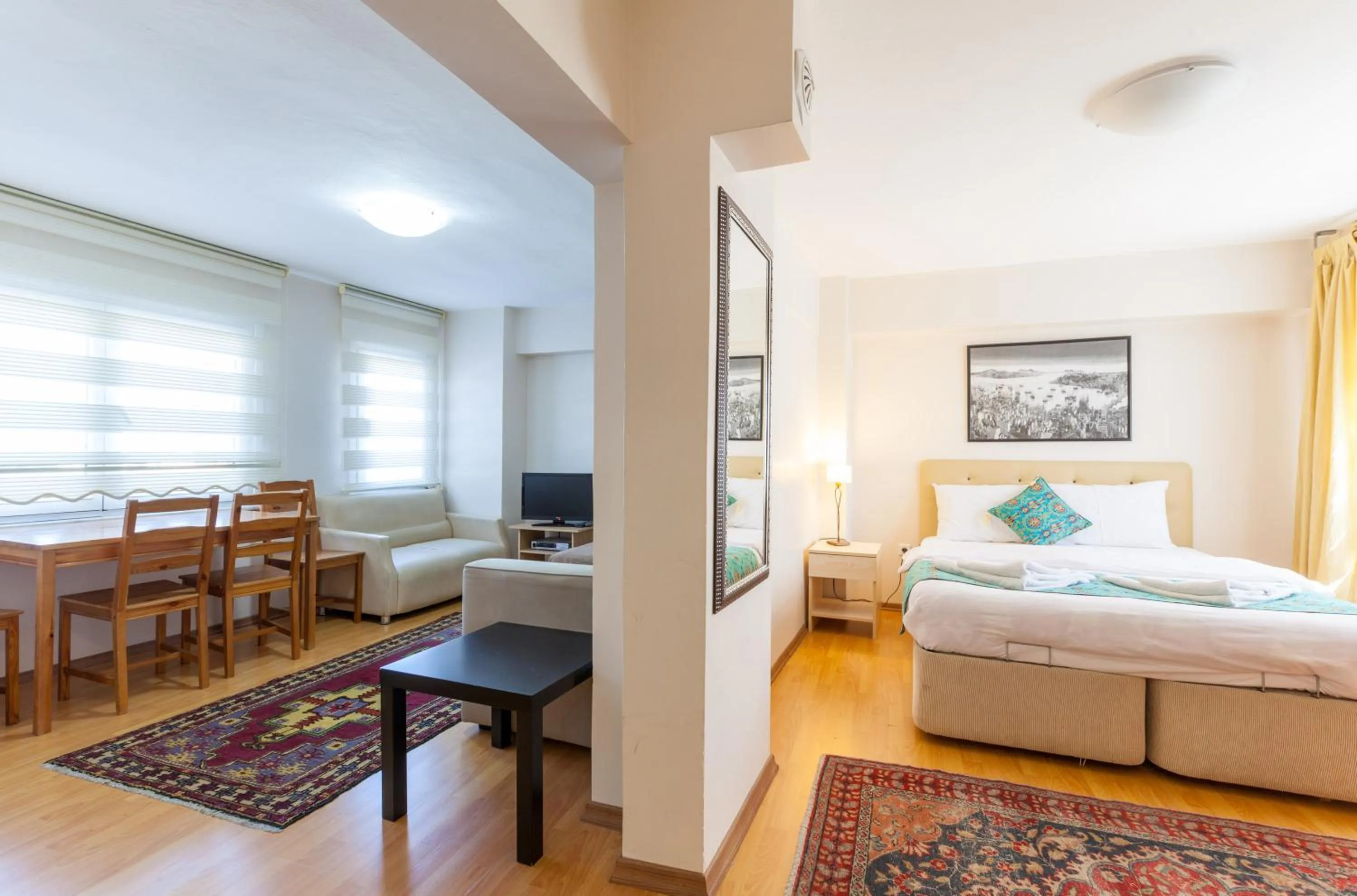 Patio, Bed in Sultan Apartments