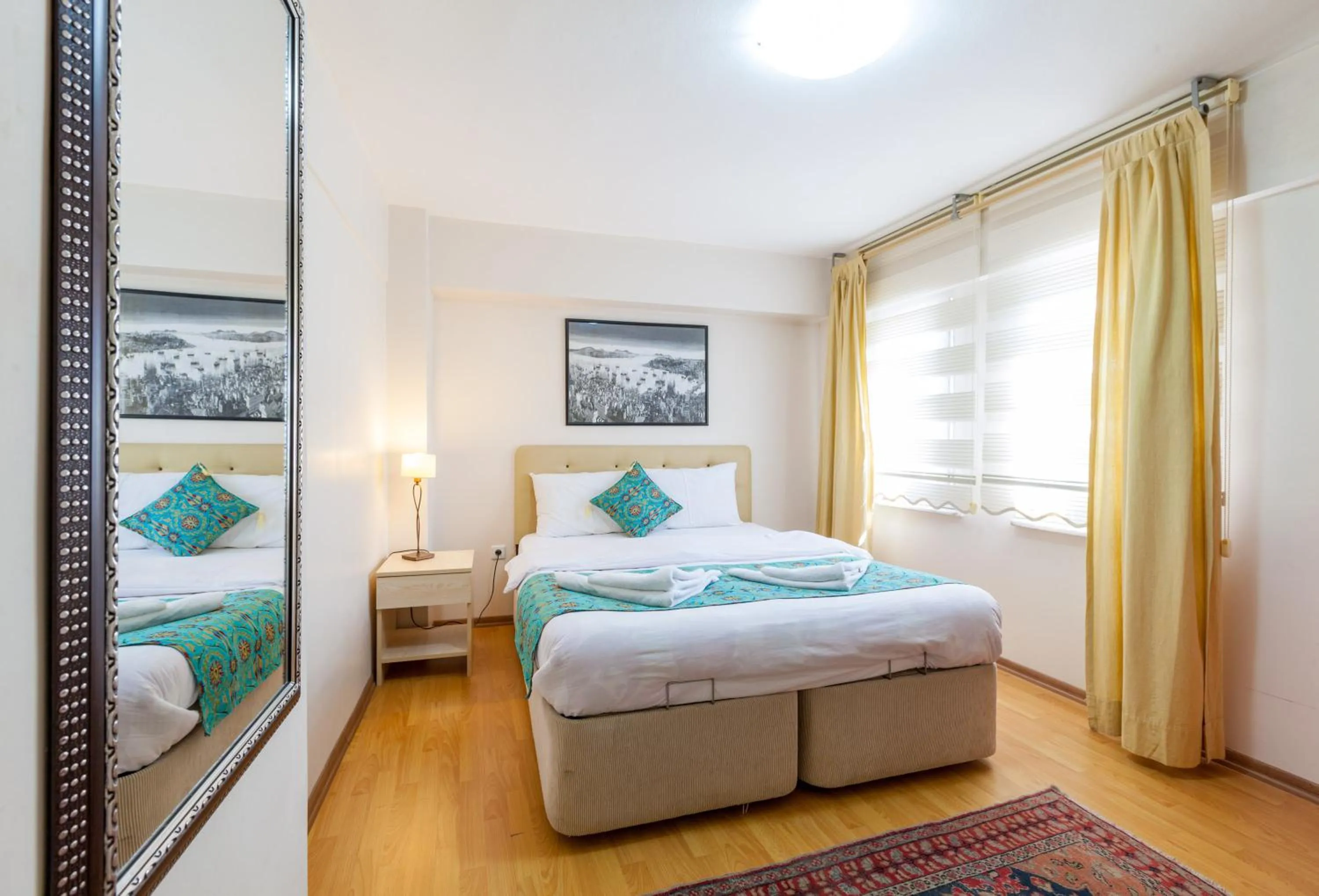 Bed in Sultan Apartments