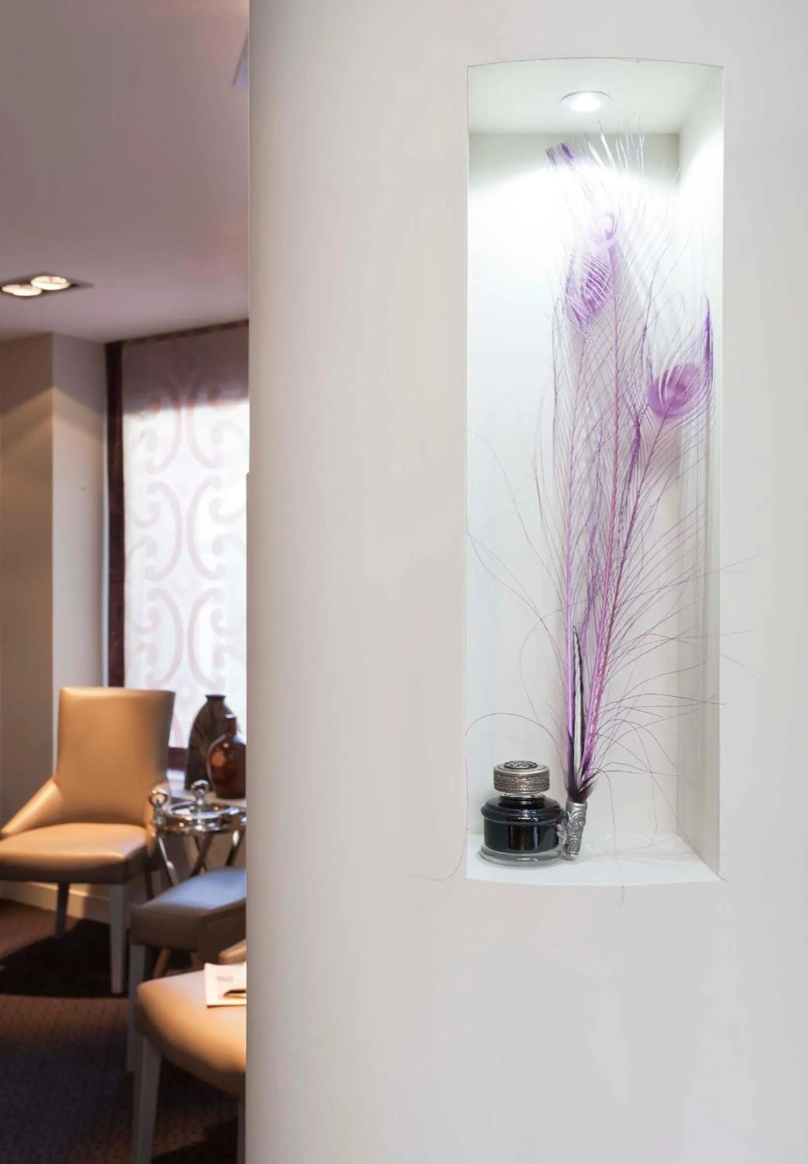 Decorative detail in Hôtel Elysées Flaubert