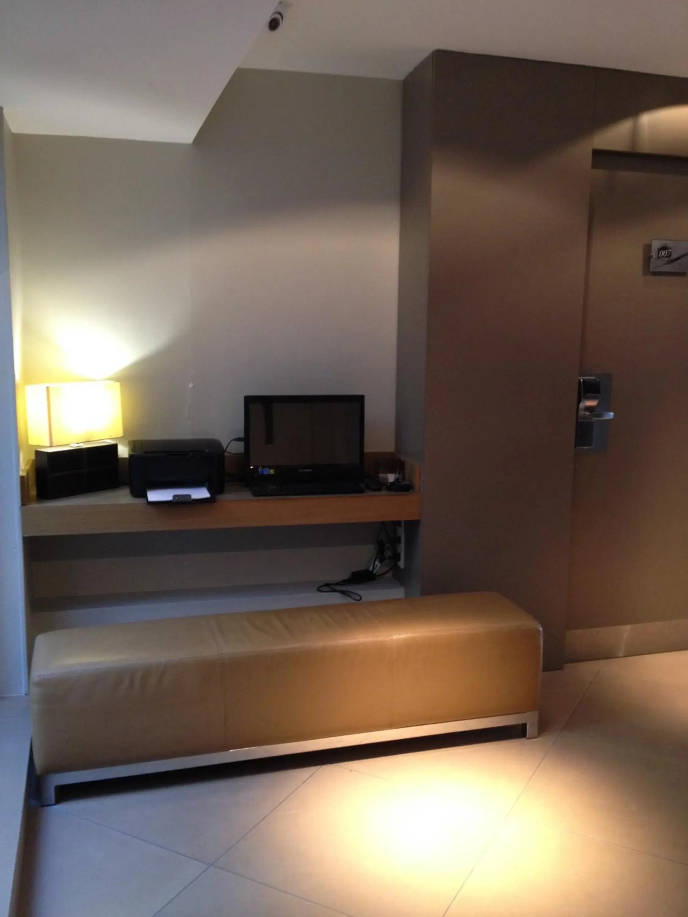 Lobby or reception in Hôtel Elysées Flaubert Lobby or reception in Hôtel Elysées Flaubert