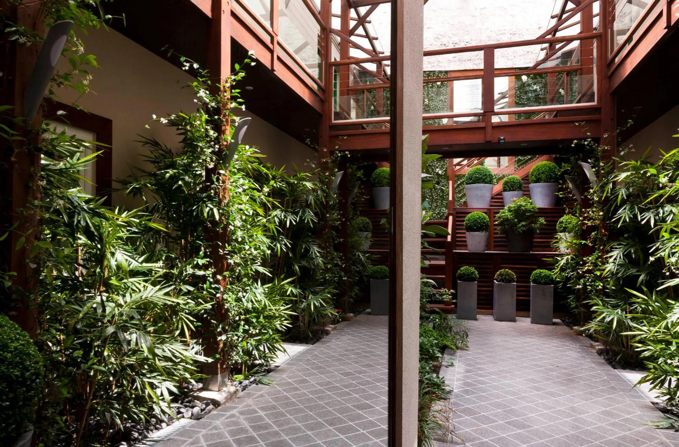 Balcony/Terrace in Hôtel Elysées Flaubert