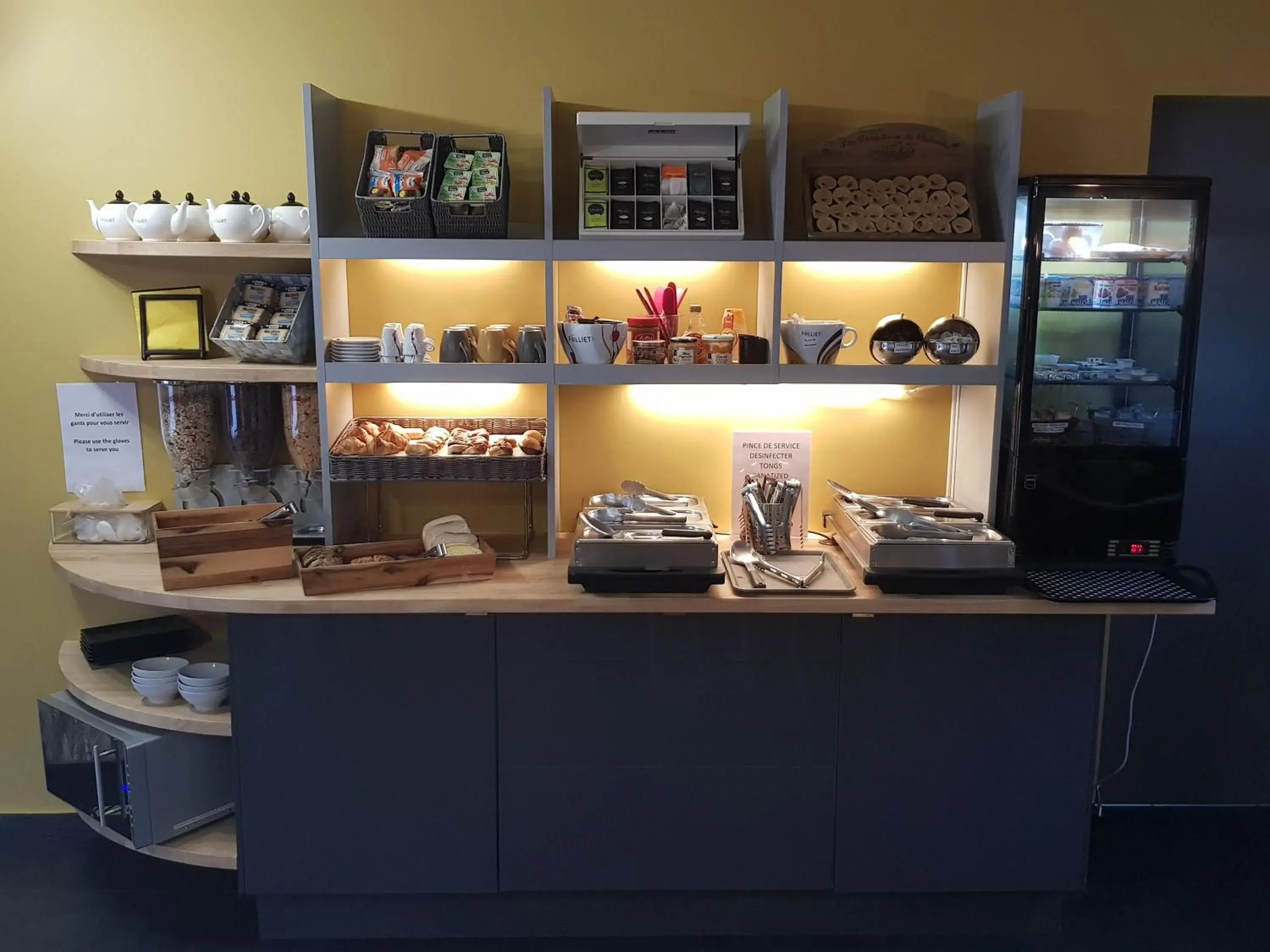 Breakfast in The Originals City, Hôtel de l'Europe, Saint-Nazaire Breakfast in The Originals City, Hôtel de l'Europe, Saint-Nazaire