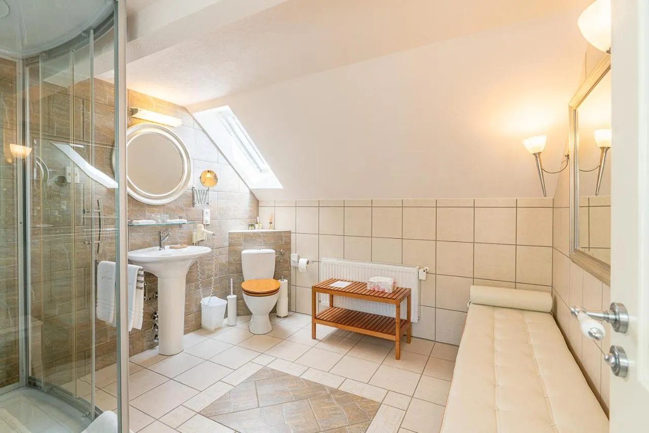 Shower, Bathroom in SaarlandTraum Weihermühle