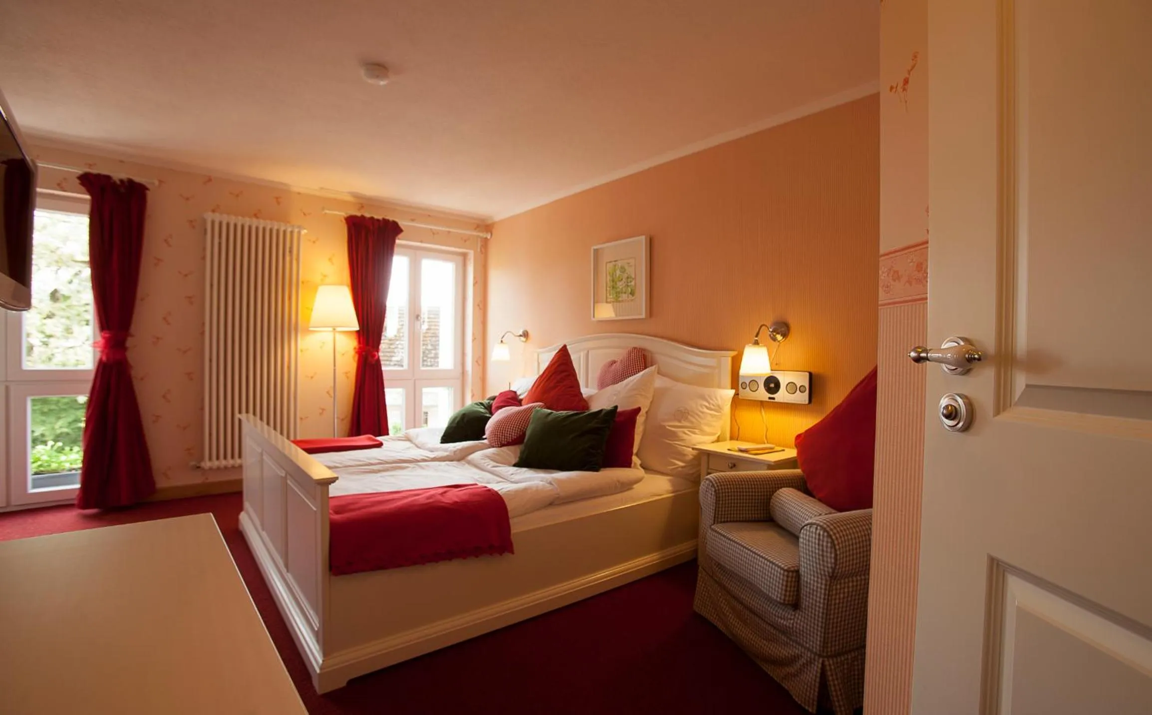 Photo of the whole room, Bed in SaarlandTraum Weihermühle