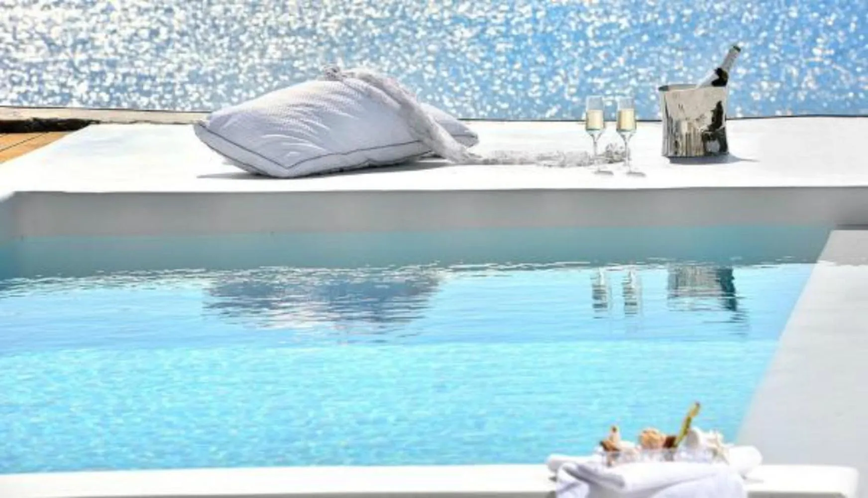 Pool view in Mykonos Pantheon