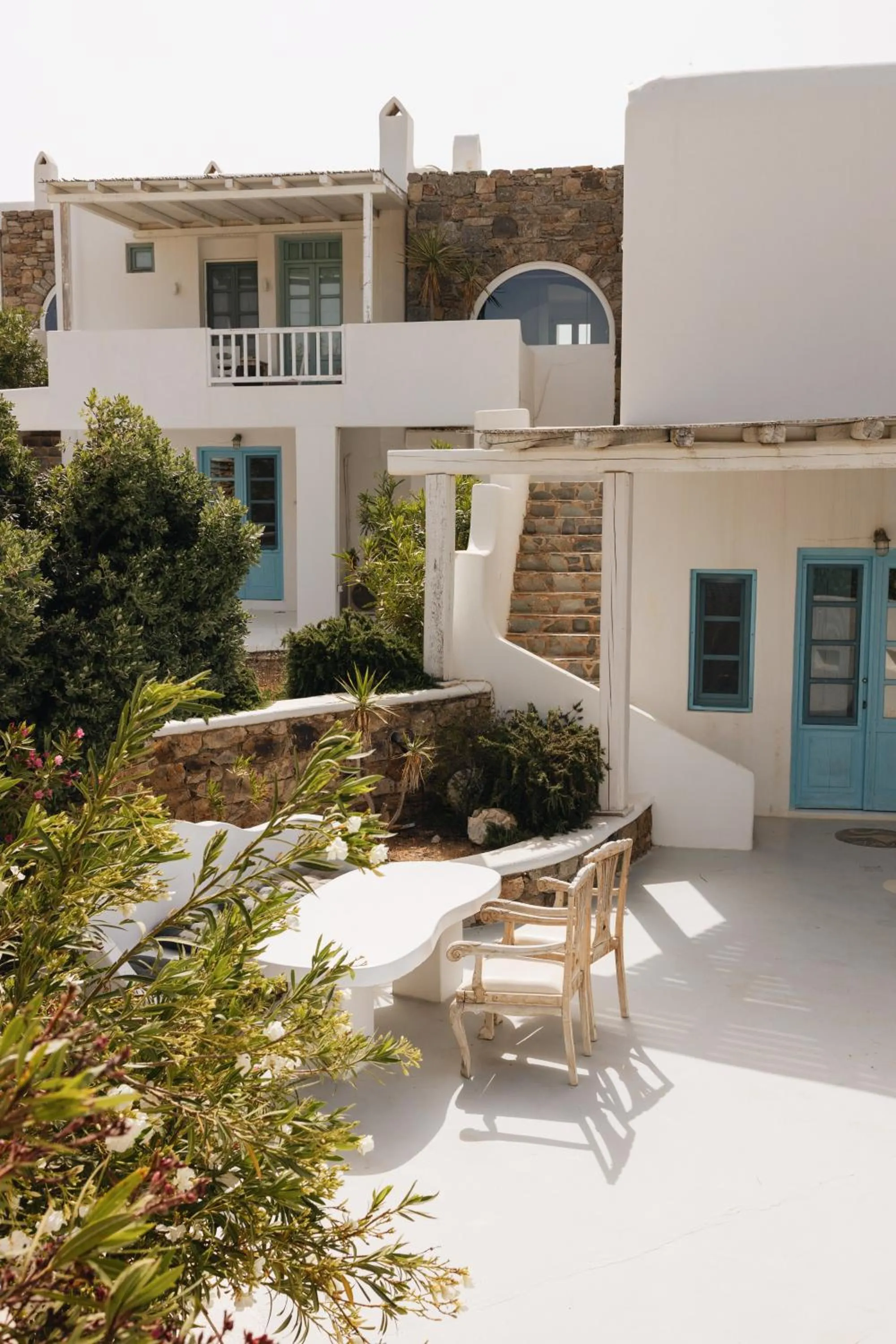Property building in Mykonos Pantheon