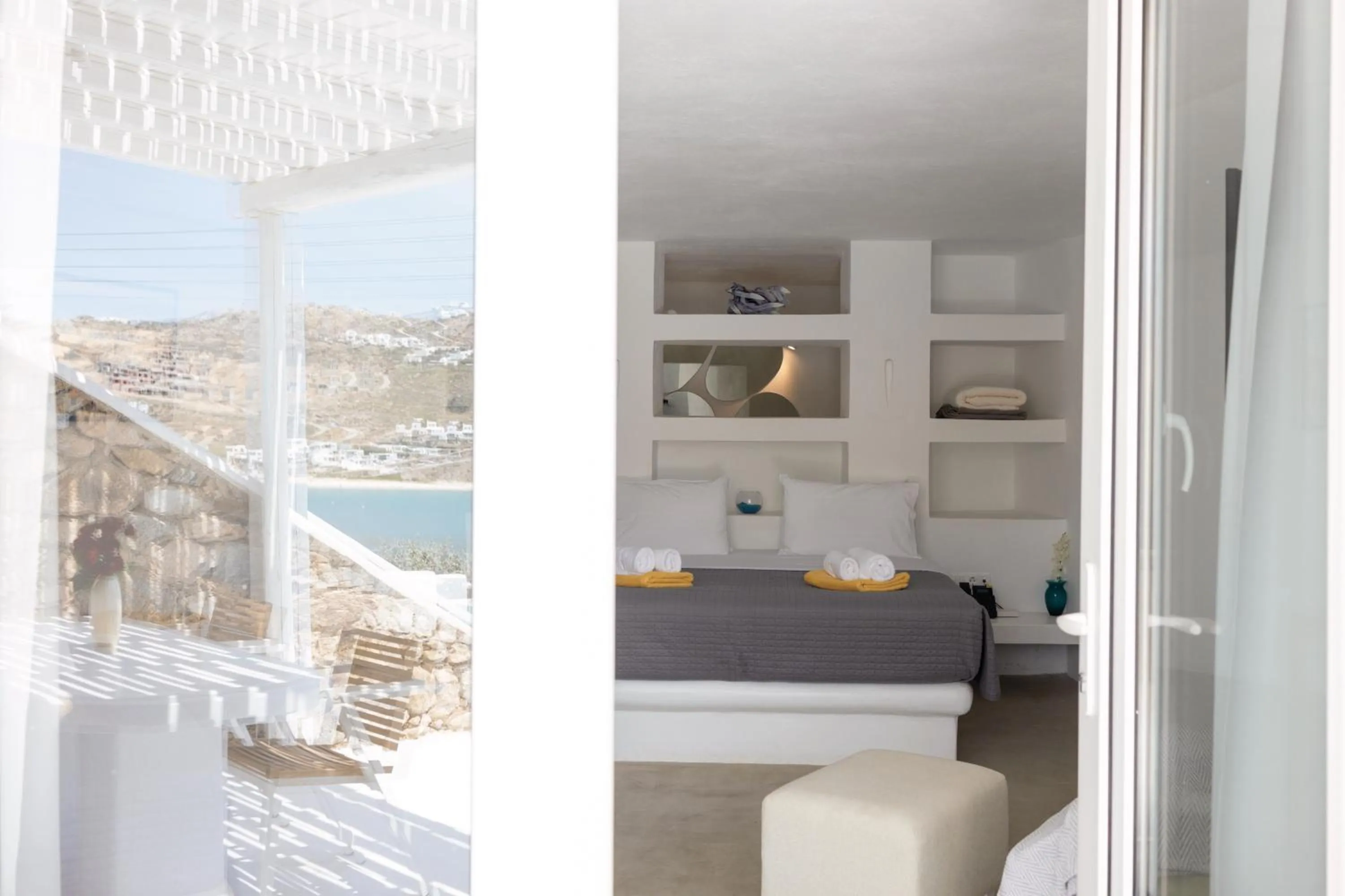 Bedroom in Mykonos Pantheon