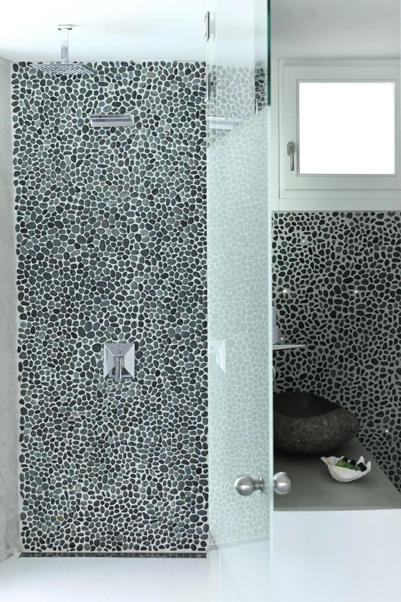 Bathroom in Mykonos Pantheon