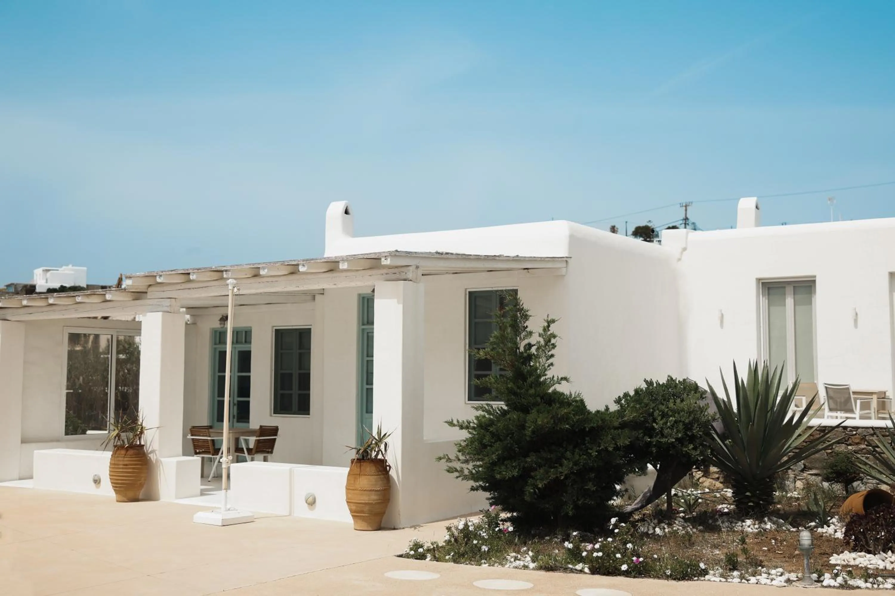 Property building in Mykonos Pantheon