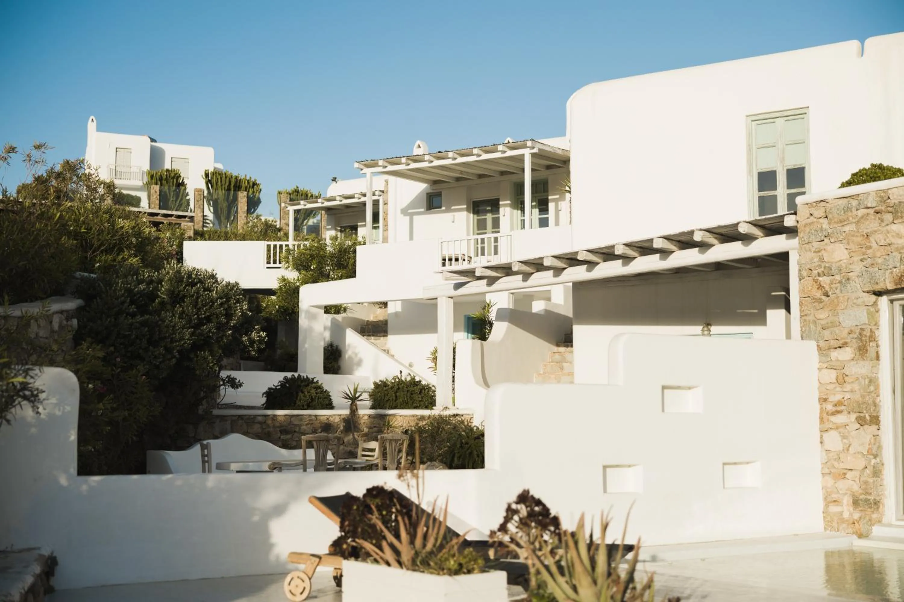 Property building in Mykonos Pantheon