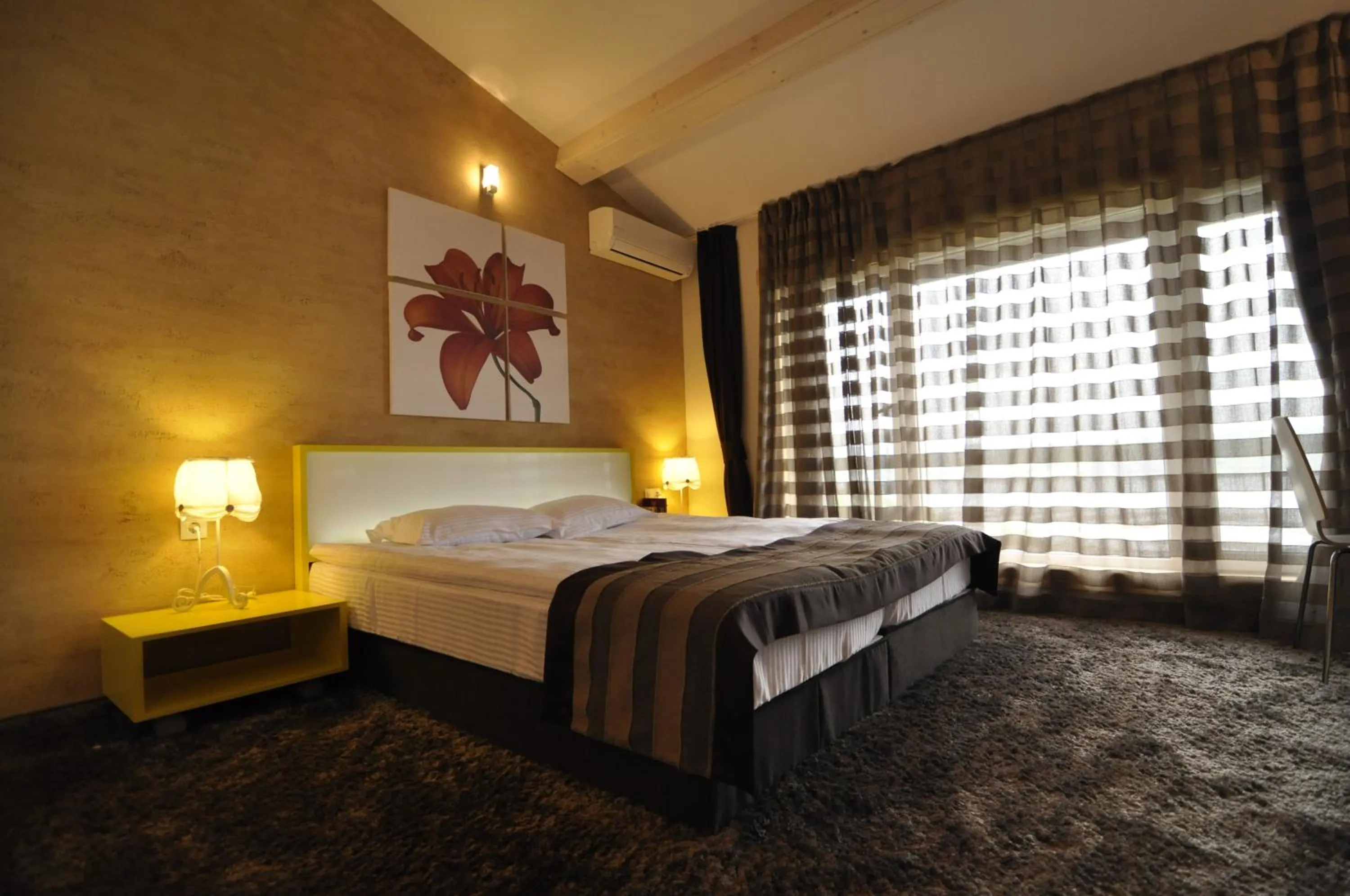 Bed in Aparthotel Seasons Glavatarski Han