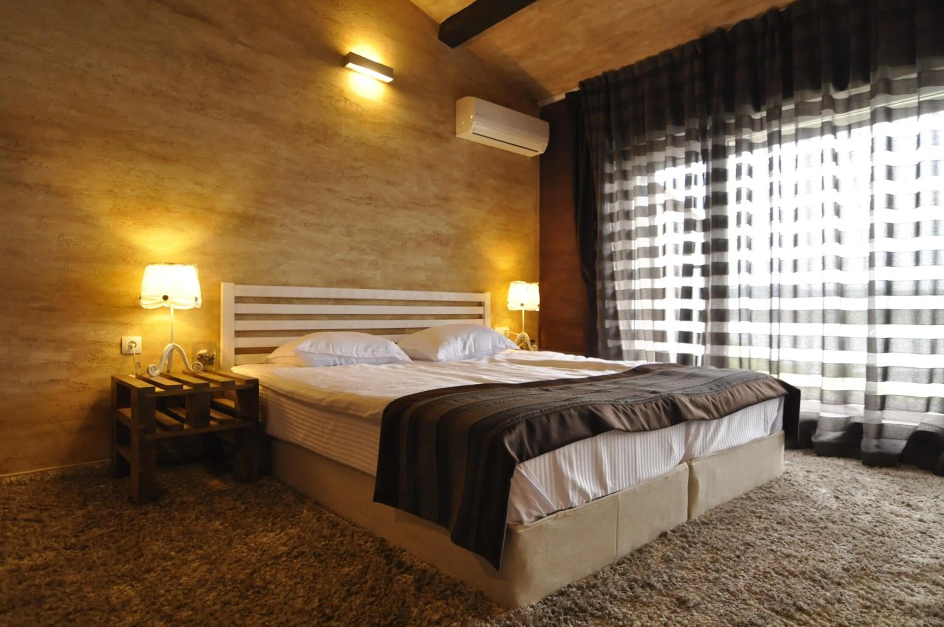 Bed in Aparthotel Seasons Glavatarski Han