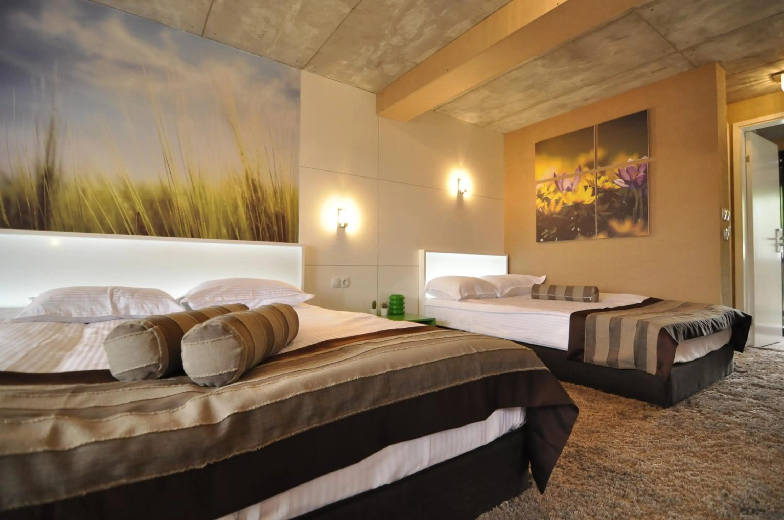 Bed in Aparthotel Seasons Glavatarski Han