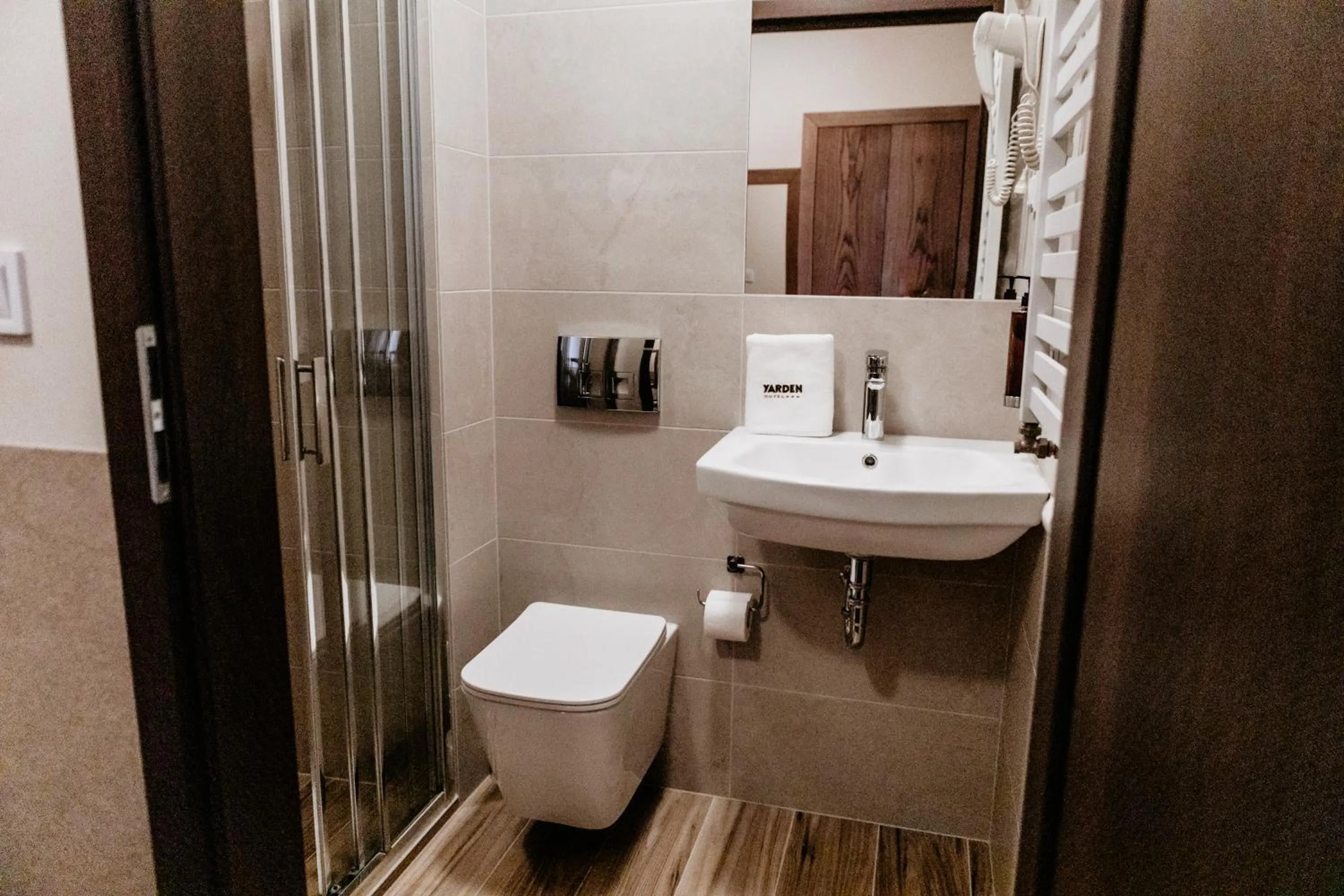 Toilet in Hotel Yarden by Artery Hotels
