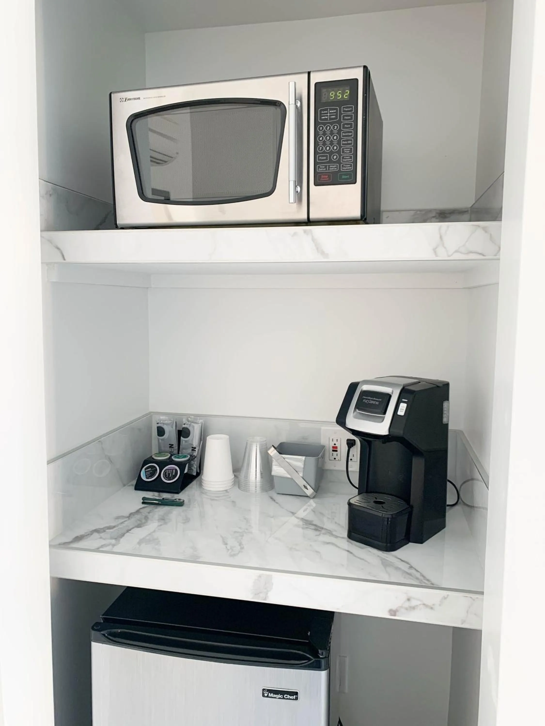 BelleVue Oasis - Adults Only