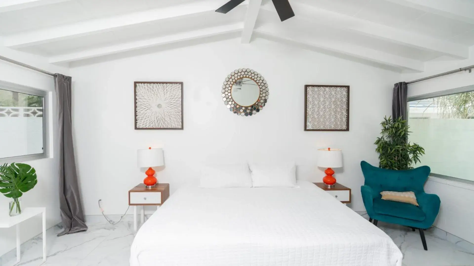 Bed in BelleVue Oasis - Adults Only Bed in BelleVue Oasis - Adults Only