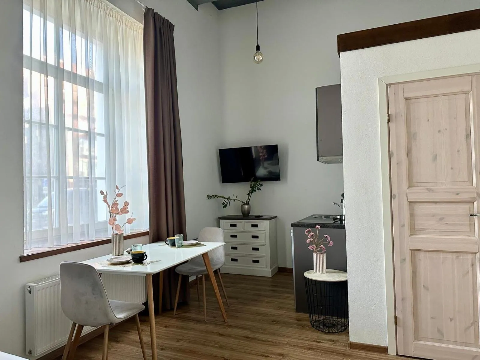 TV and multimedia in Filosoofi 1 Studio Apartments