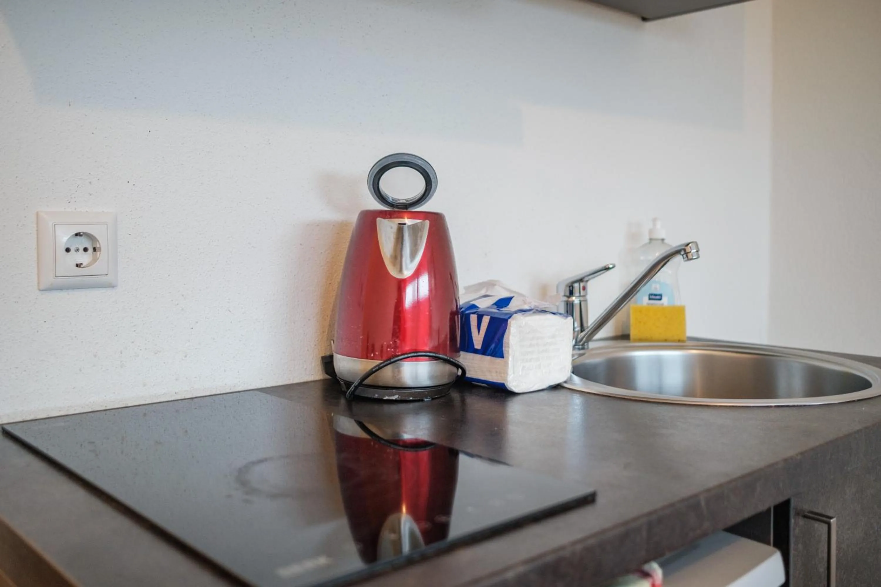 Kitchen or kitchenette in Filosoofi 1 Studio Apartments