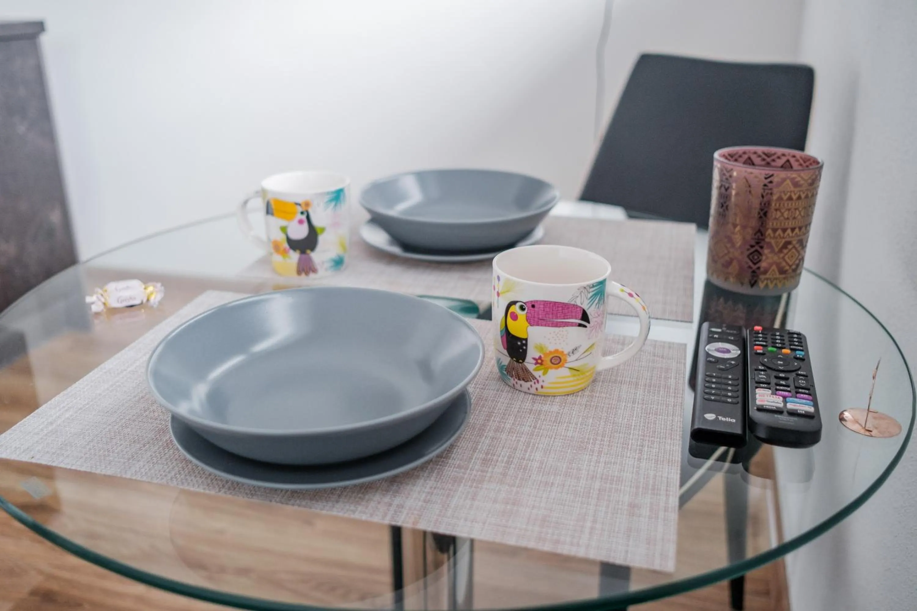 Dining area in Filosoofi 1 Studio Apartments