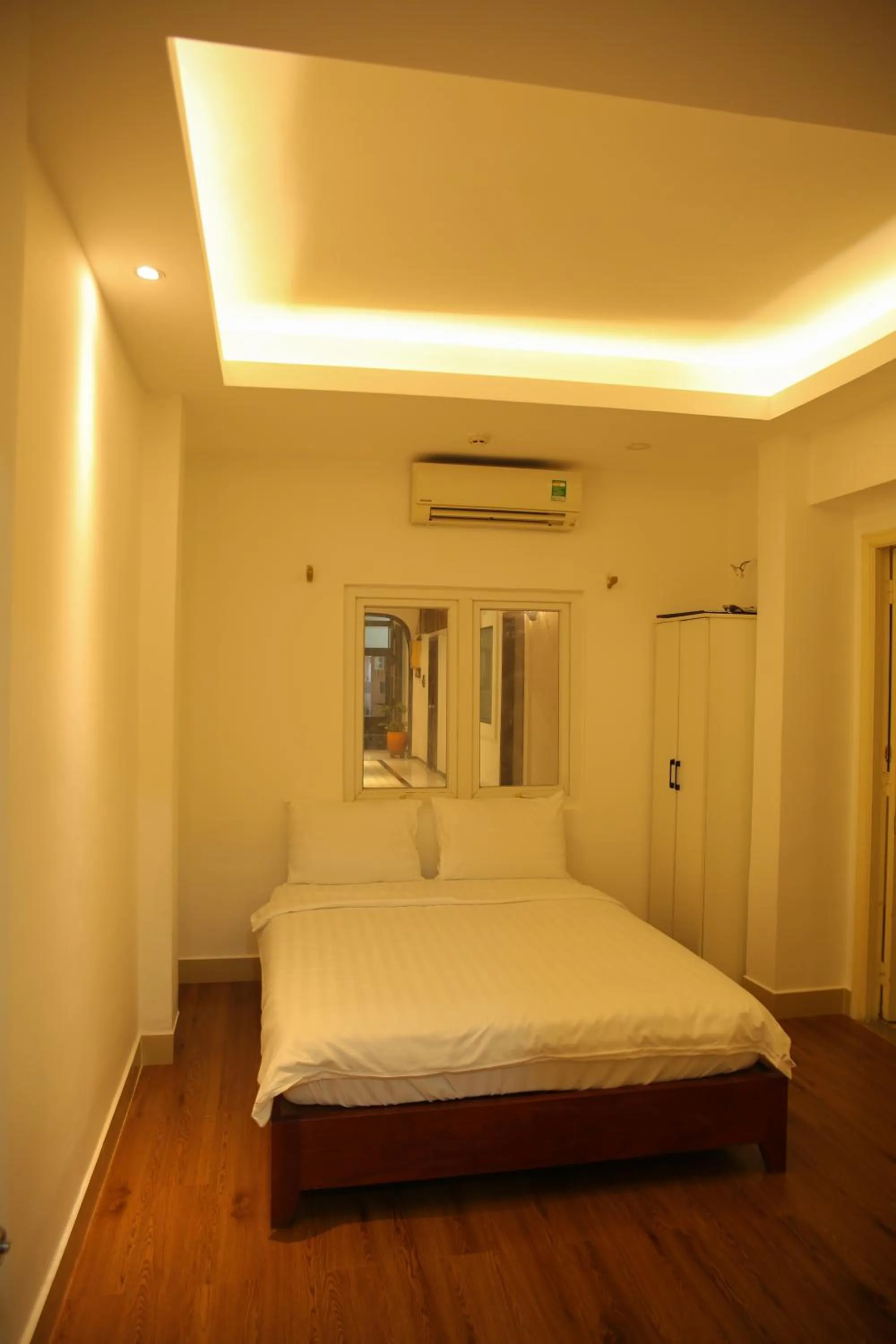 Photo of the whole room, Bed in Violet Star Hotel and Spa