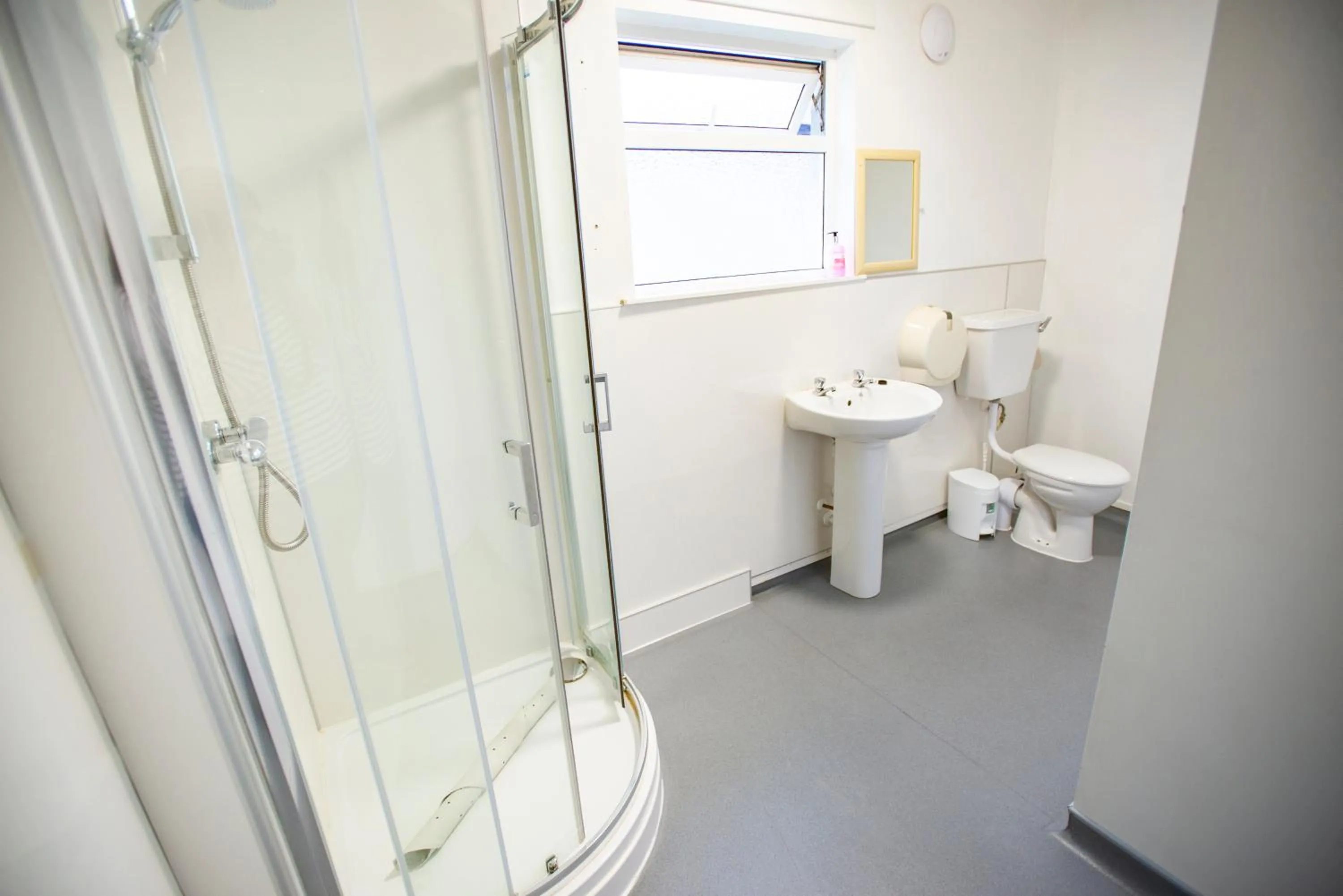 Toilet in Kirkwall Youth Hostel