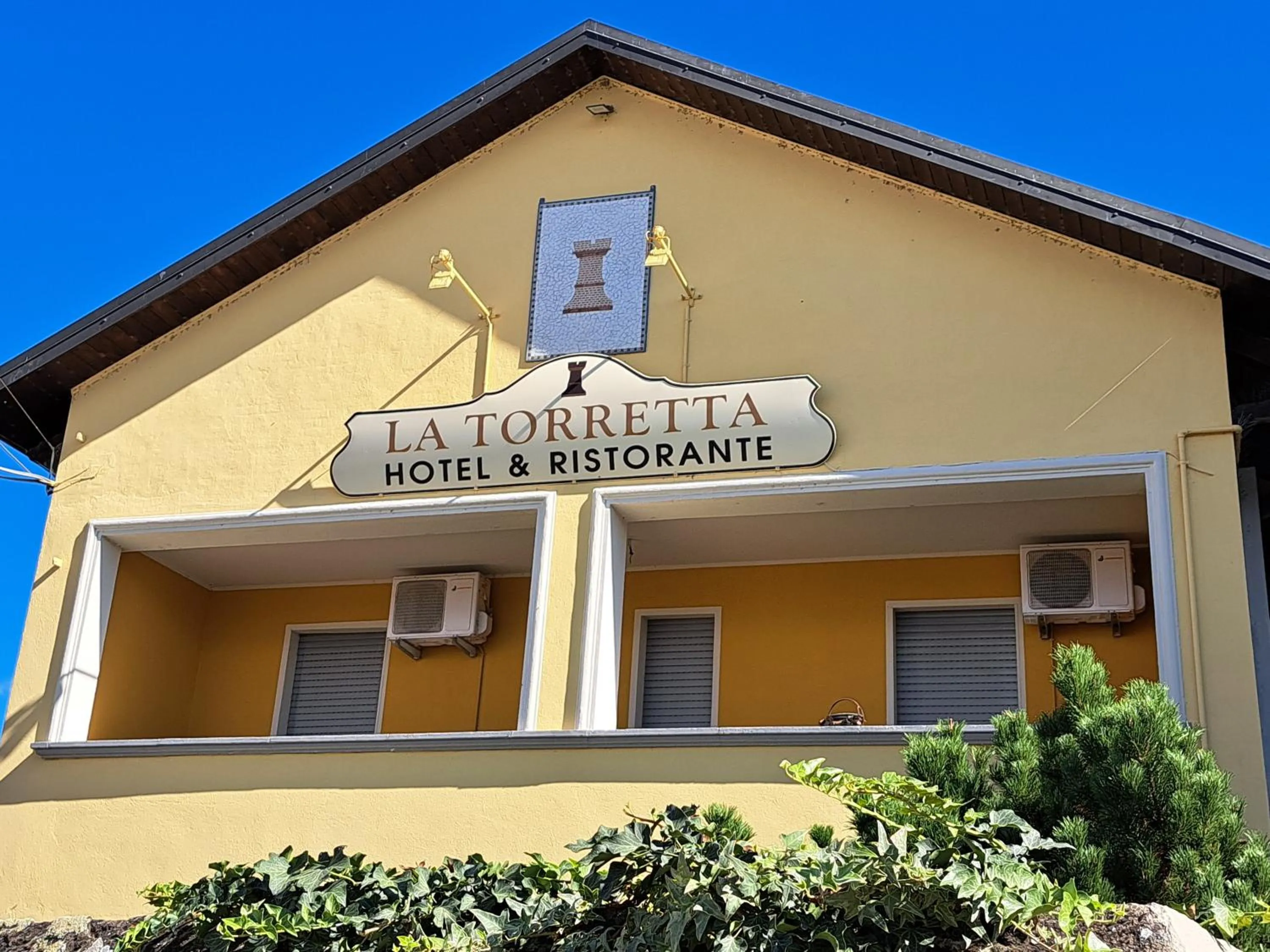 Property building in Hotel Ristorante La Torretta