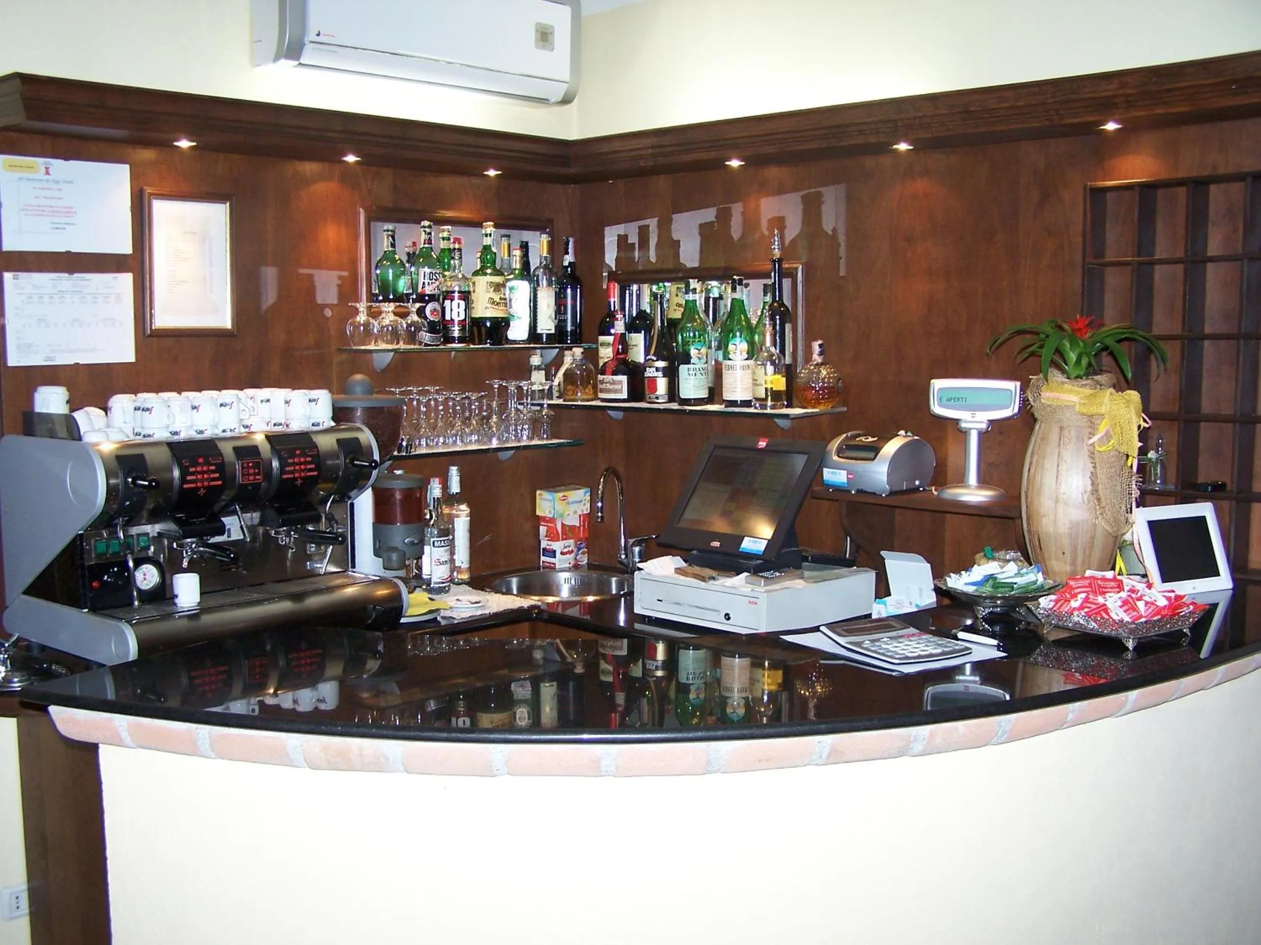Lounge or bar in Hotel Ristorante La Torretta