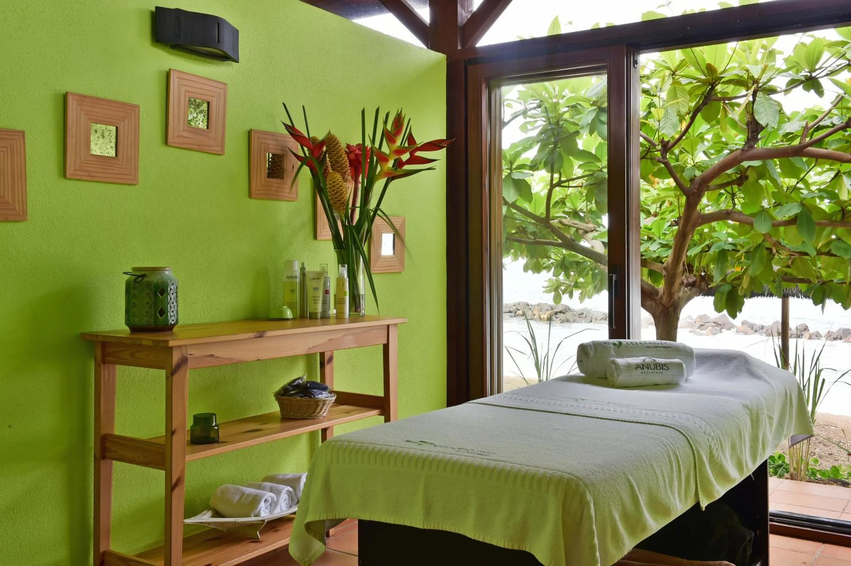 Massage, Bed in Pestana Sao Tome