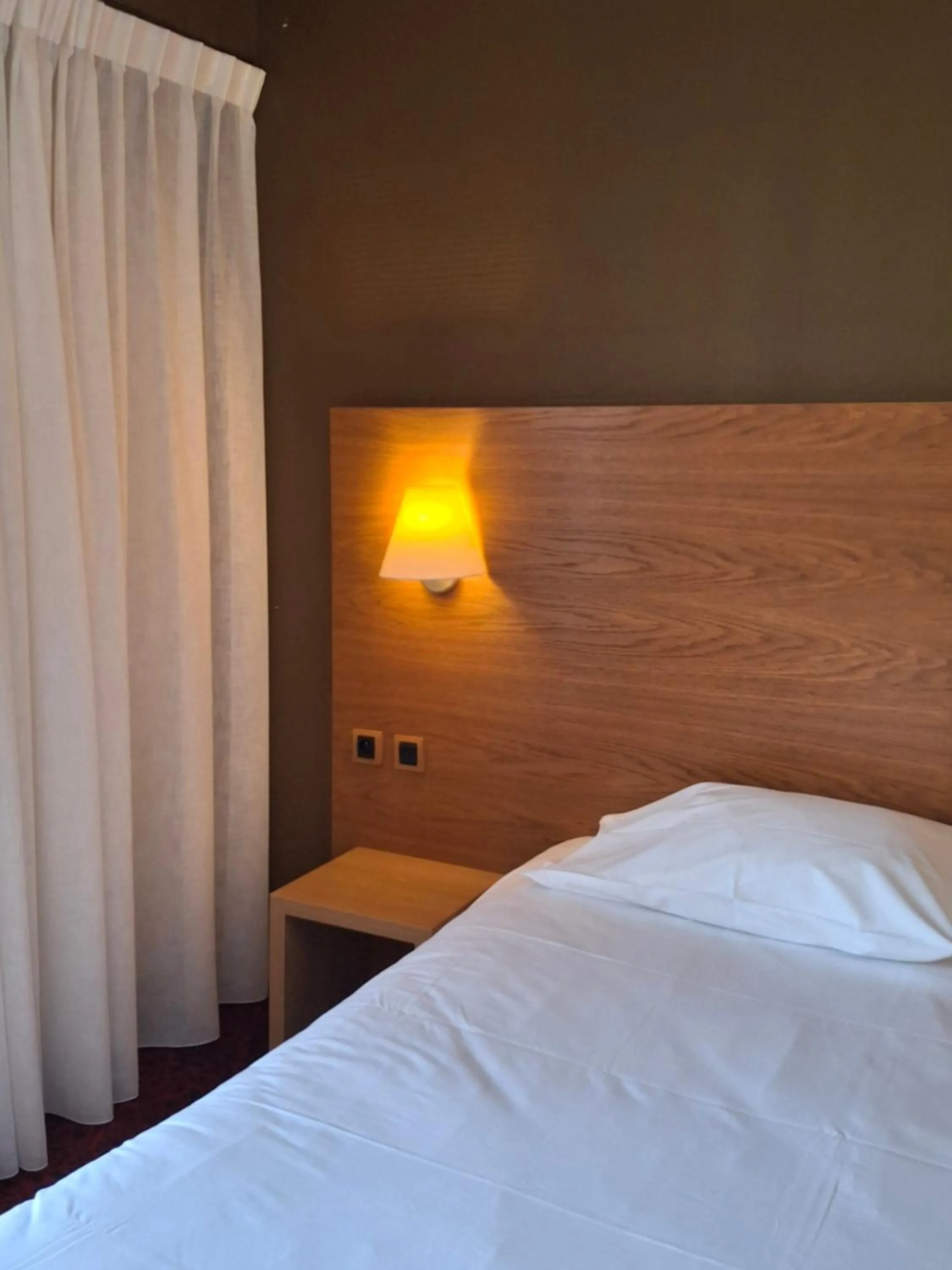 Bed in Hôtel Tour Maje