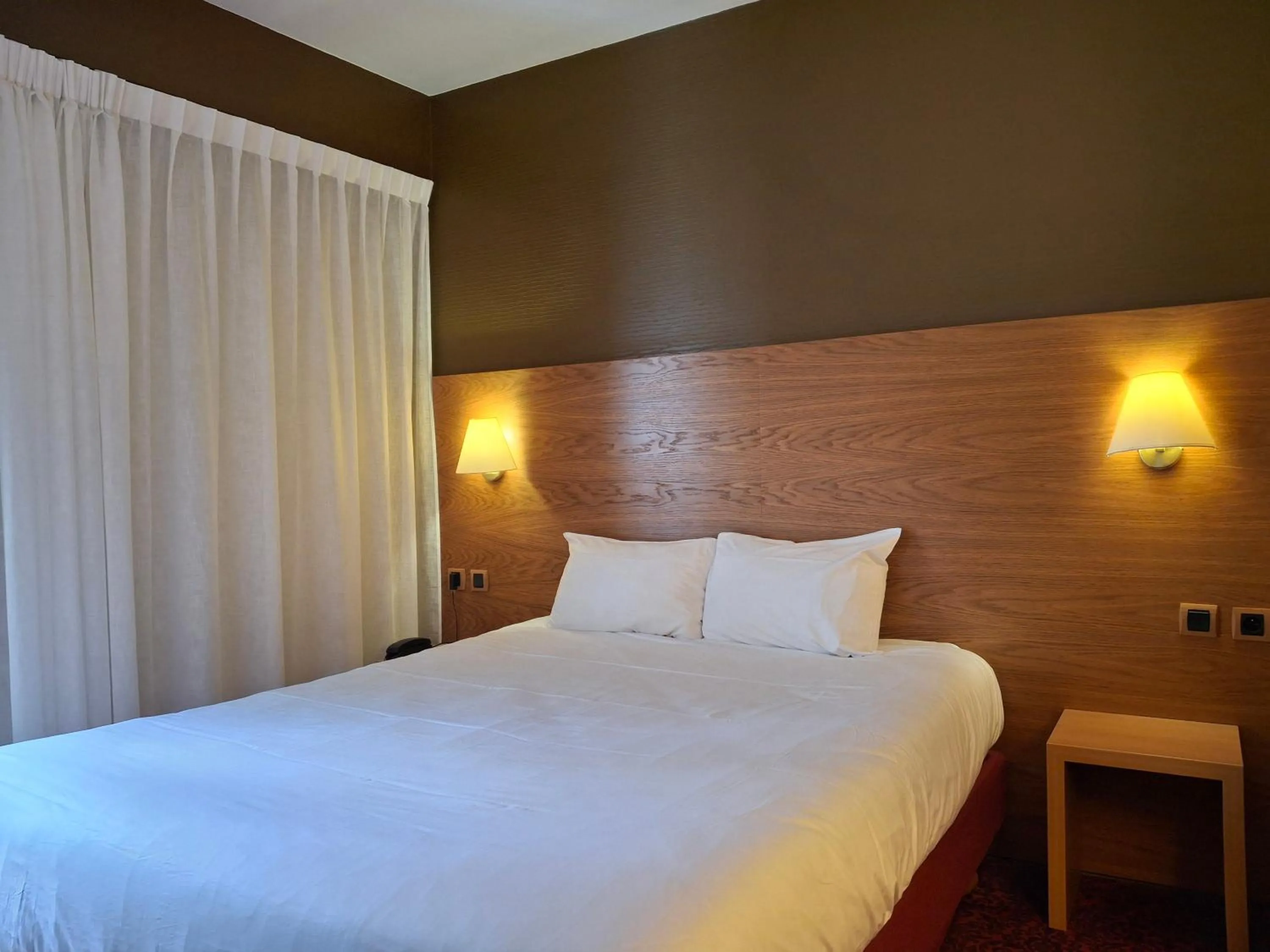 Bed in Hôtel Tour Maje