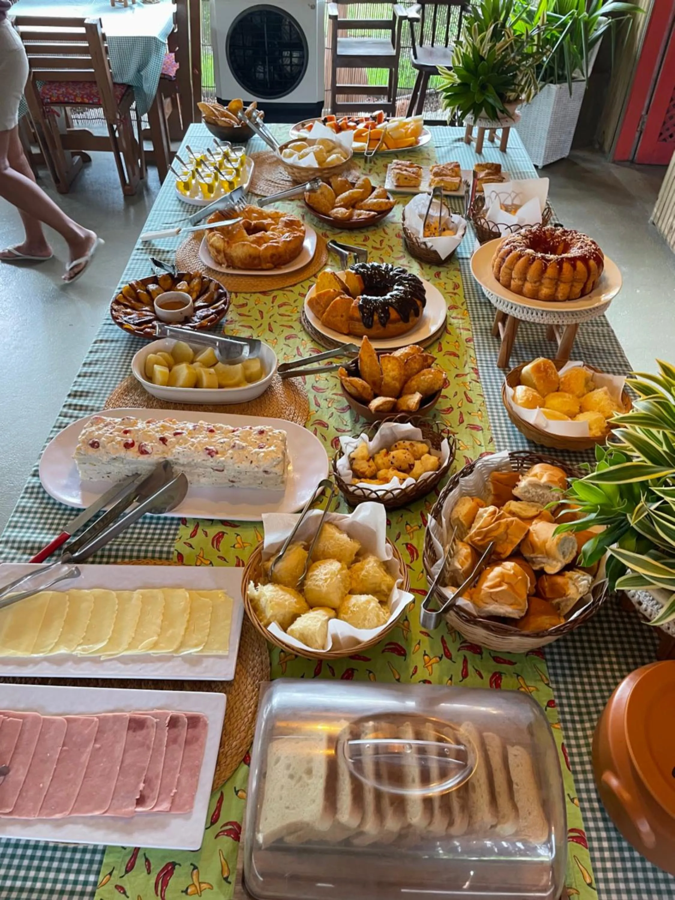 Buffet breakfast in Pousada Nascer do Sol